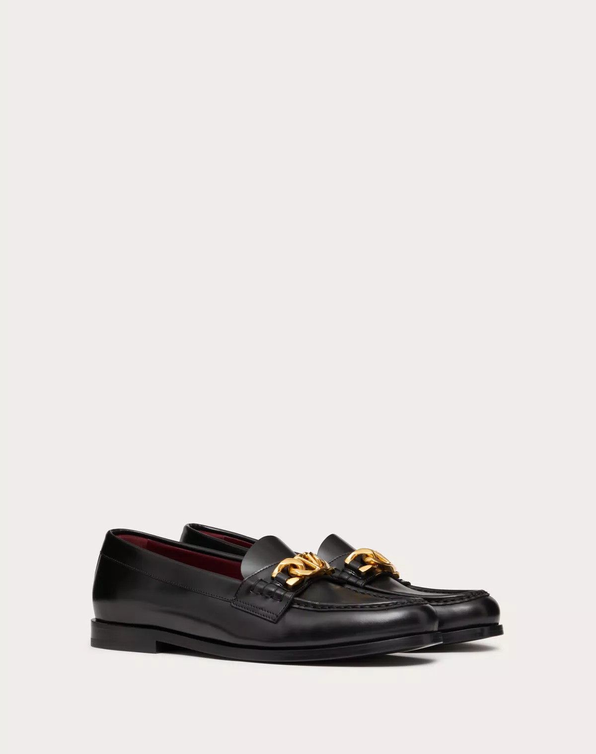 Valentino oc11z0625 Vlogo Chain Calfskin Loafer in Black Size US 7 / EU 40 - 2 Thumbnail