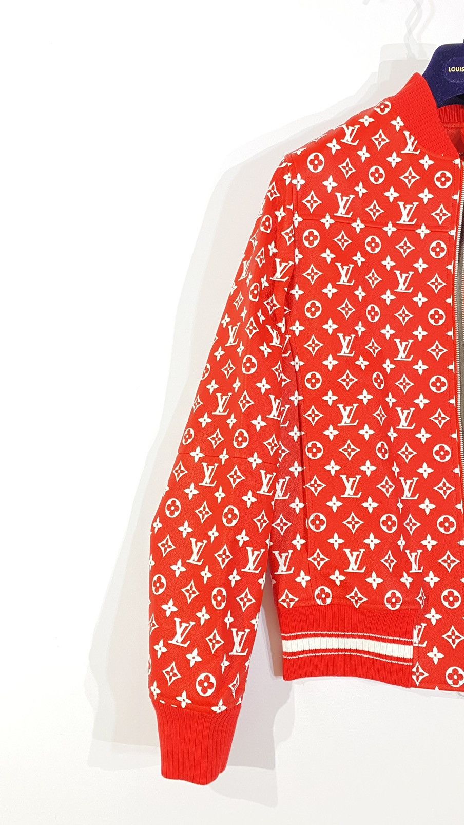 Louis Vuitton × Supreme Louis Vuitton X SUPREME 48 Leather Baseball jacket Size US M / EU 48-50 / 2 - 3 Thumbnail