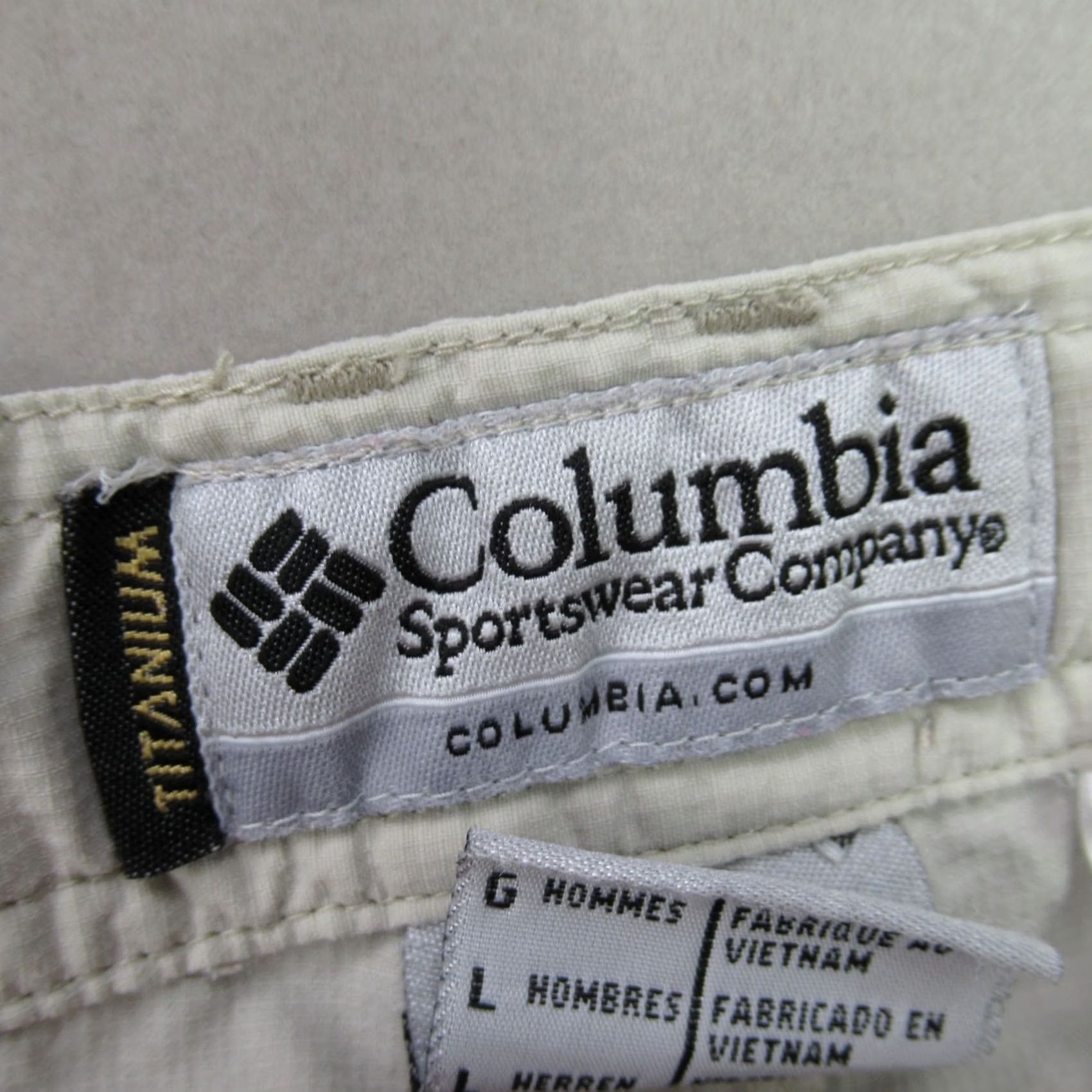 Vintage Columbia Cargo Shorts Mens Large Ivory Lightweight Outdoors Button Pocket Size US 33 - 2 Thumbnail