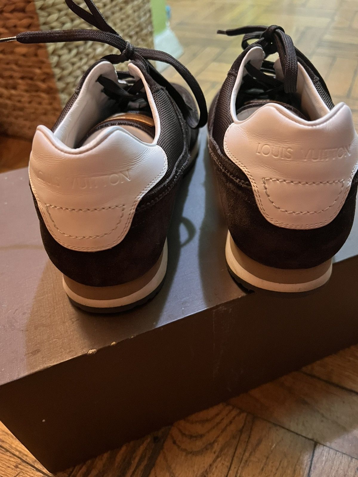 Louis Vuitton Louis Vuitton Suede Lace-Up Sneakers Brown size 8 Size US 8 / EU 41 - 5 Thumbnail