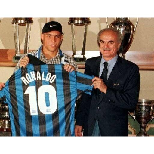Umbro Ronaldo Inter Milan 1997 1998 DEBUT Umbro Soccer Jersey XL Size US XL / EU 56 / 4 - 9 Thumbnail