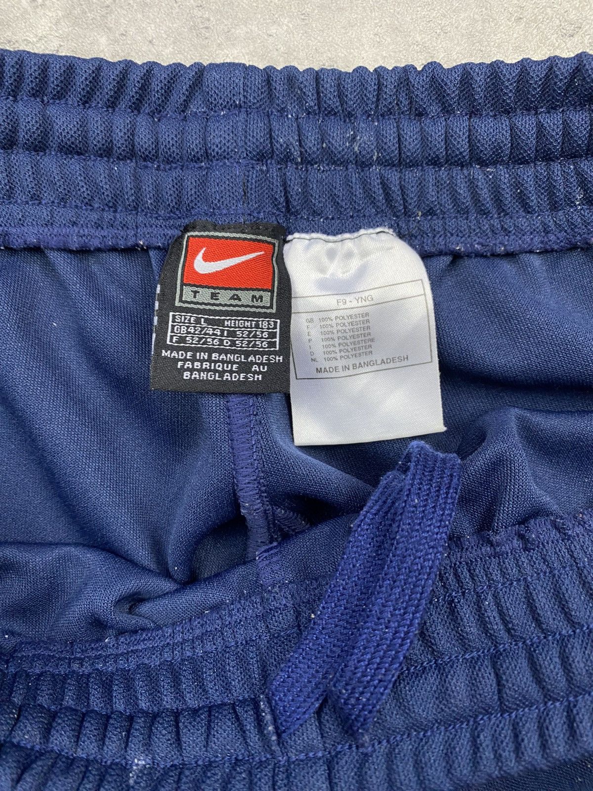 Nike × Vintage Nike Team 90’s rare vintage football y2K streetwear casual Size US 42 / EU 58 - 10 Thumbnail