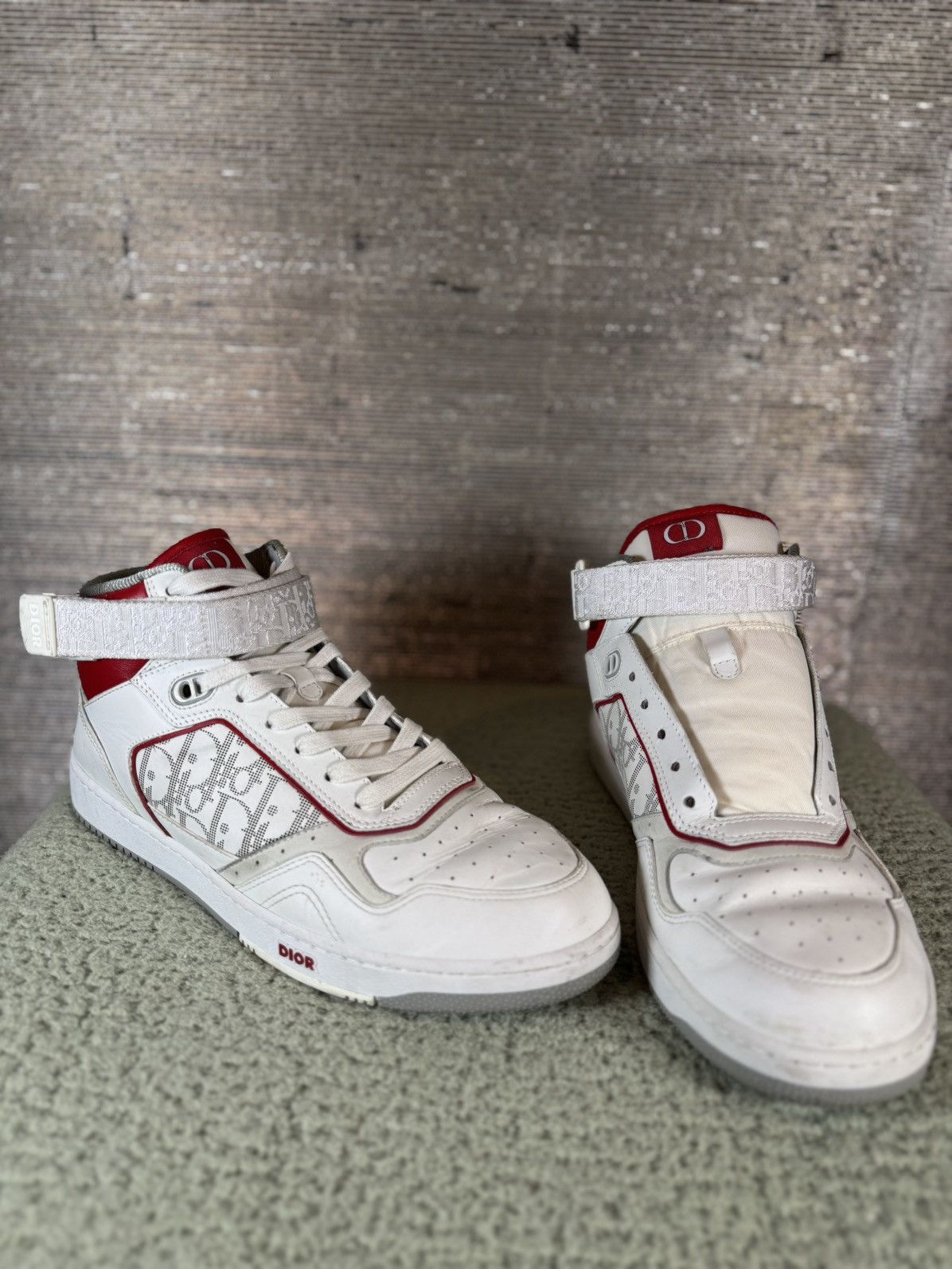 Dior B27 High Oblique Galaxy