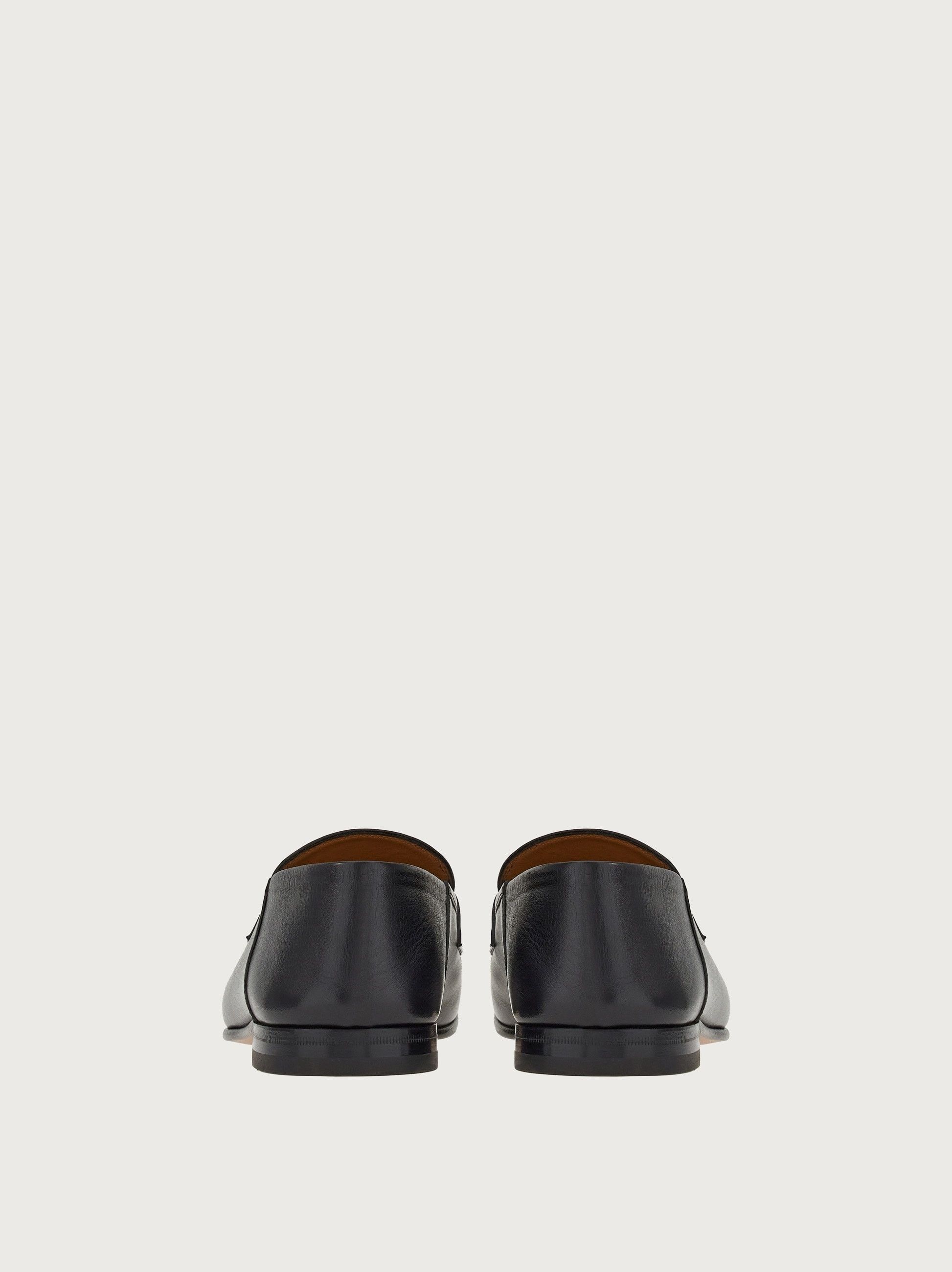 Salvatore Ferragamo o1s22i1n1025 Gancini Loafers in Black Size US 7 / EU 40 - 3 Thumbnail