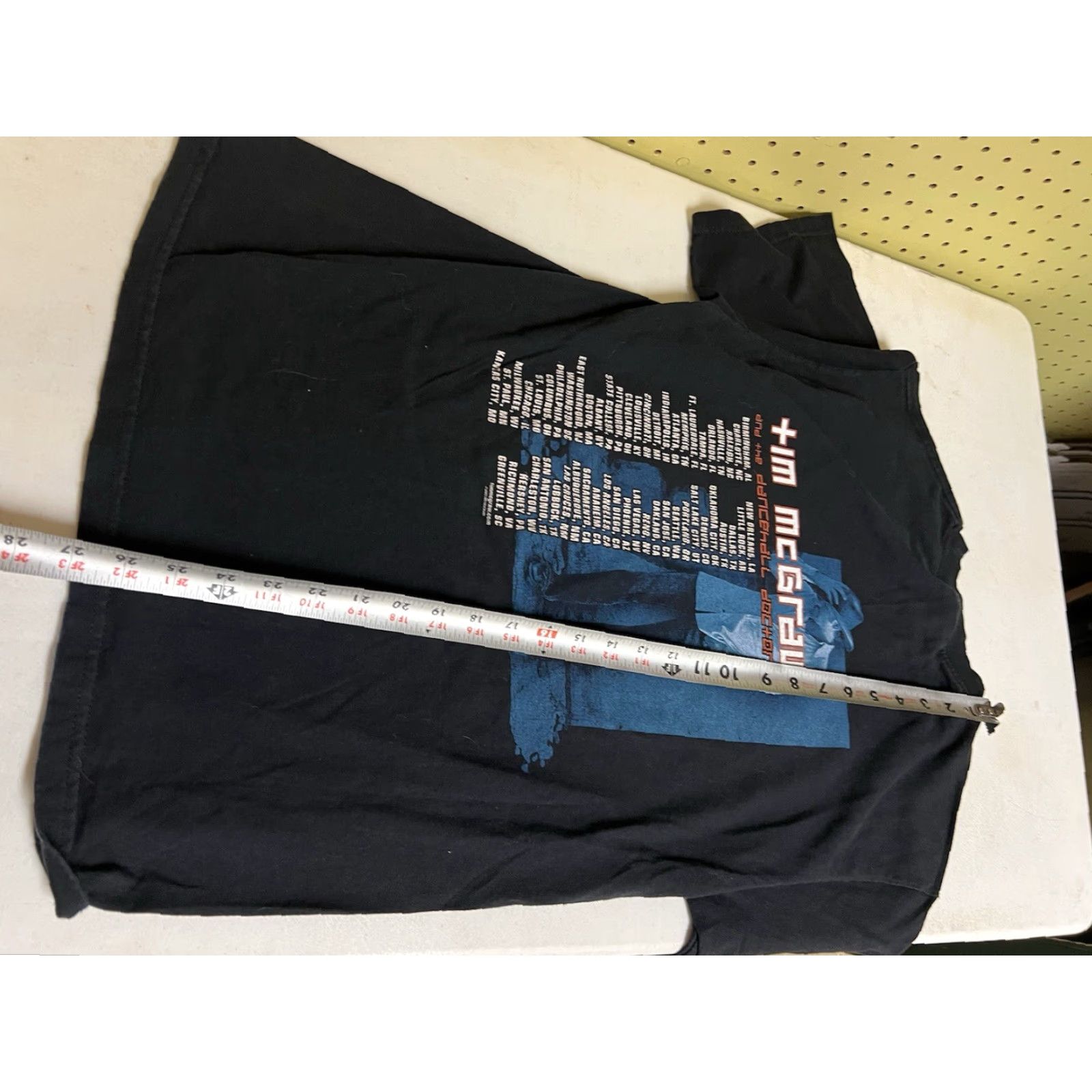 Vintage VINTAGE Tennessee River Tim McGraw & The Dancehall Doctors Graphic T Shirt Medium 2003 Concert Tour Men Black Cotton Short Sleeve Crew Neck Size US M / EU 48-50 / 2 - 7 Thumbnail