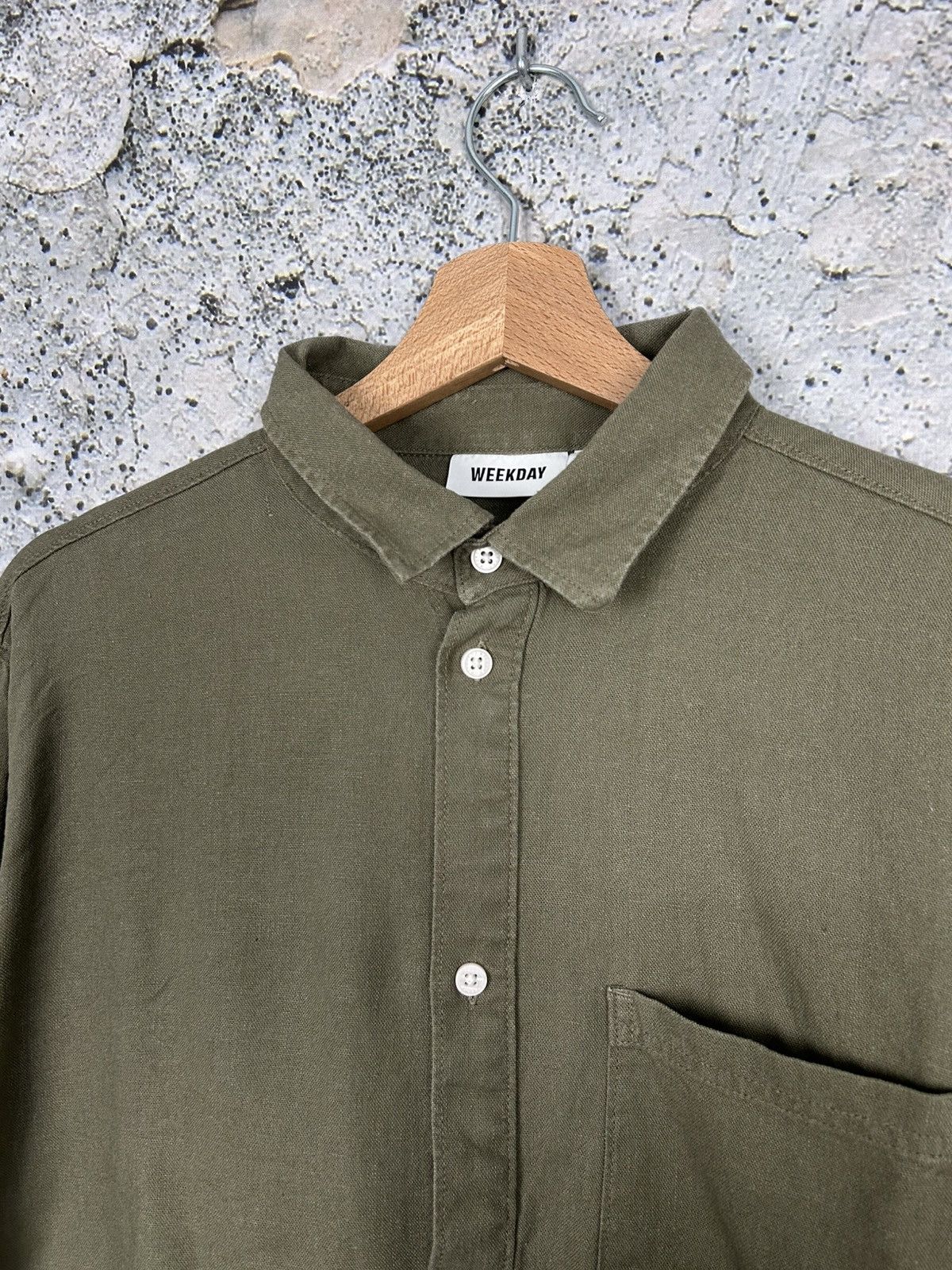 Weekday Weekday Khaki Linen Shirt Outdoor Streetwear Basic Size US M / EU 48-50 / 2 - 3 Thumbnail