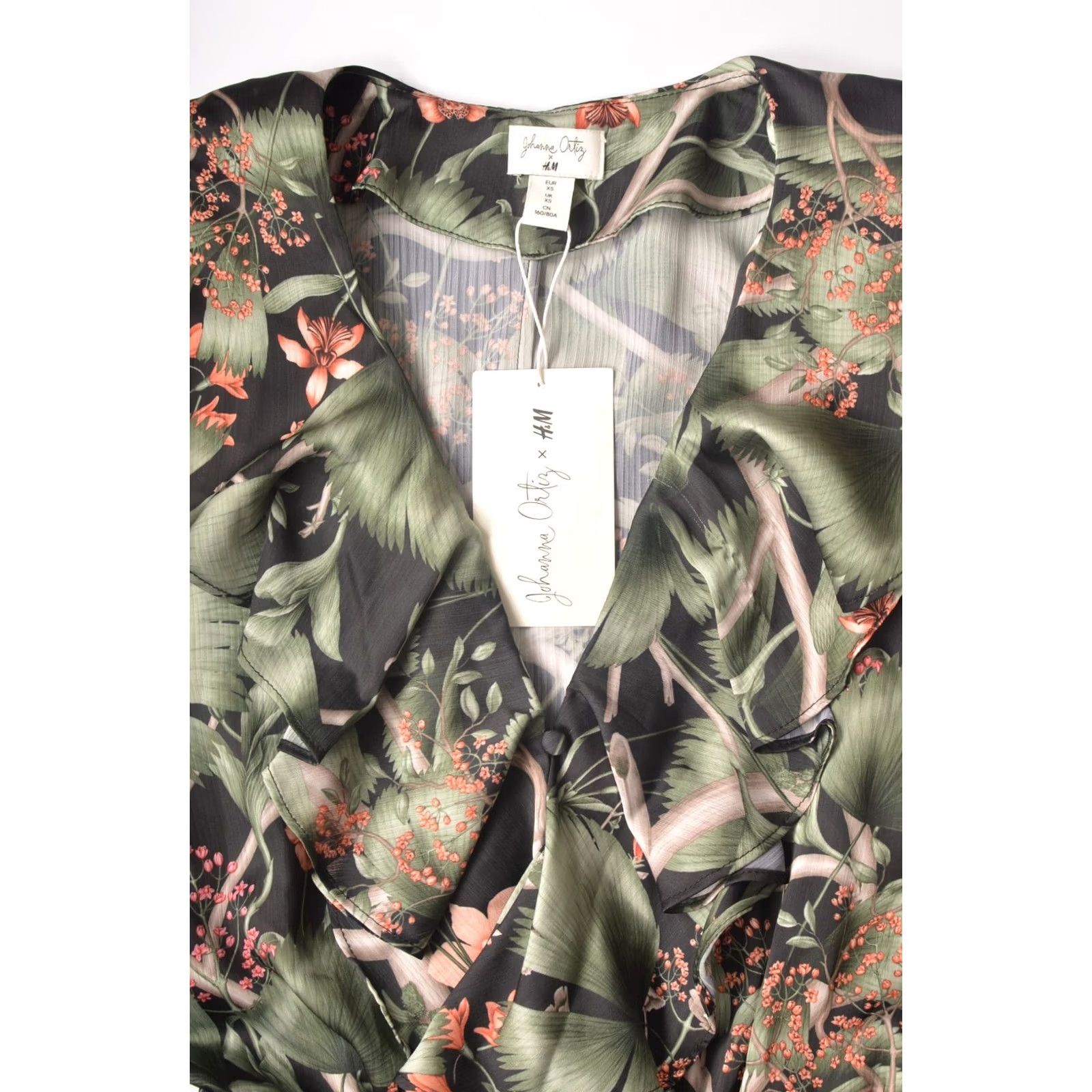 H&M H&M x Johanna Ortiz Floral Pattern Full-Frint Black Green Dress XS Girls Size XS / US 0-2 / IT 36-38 - 2 Thumbnail