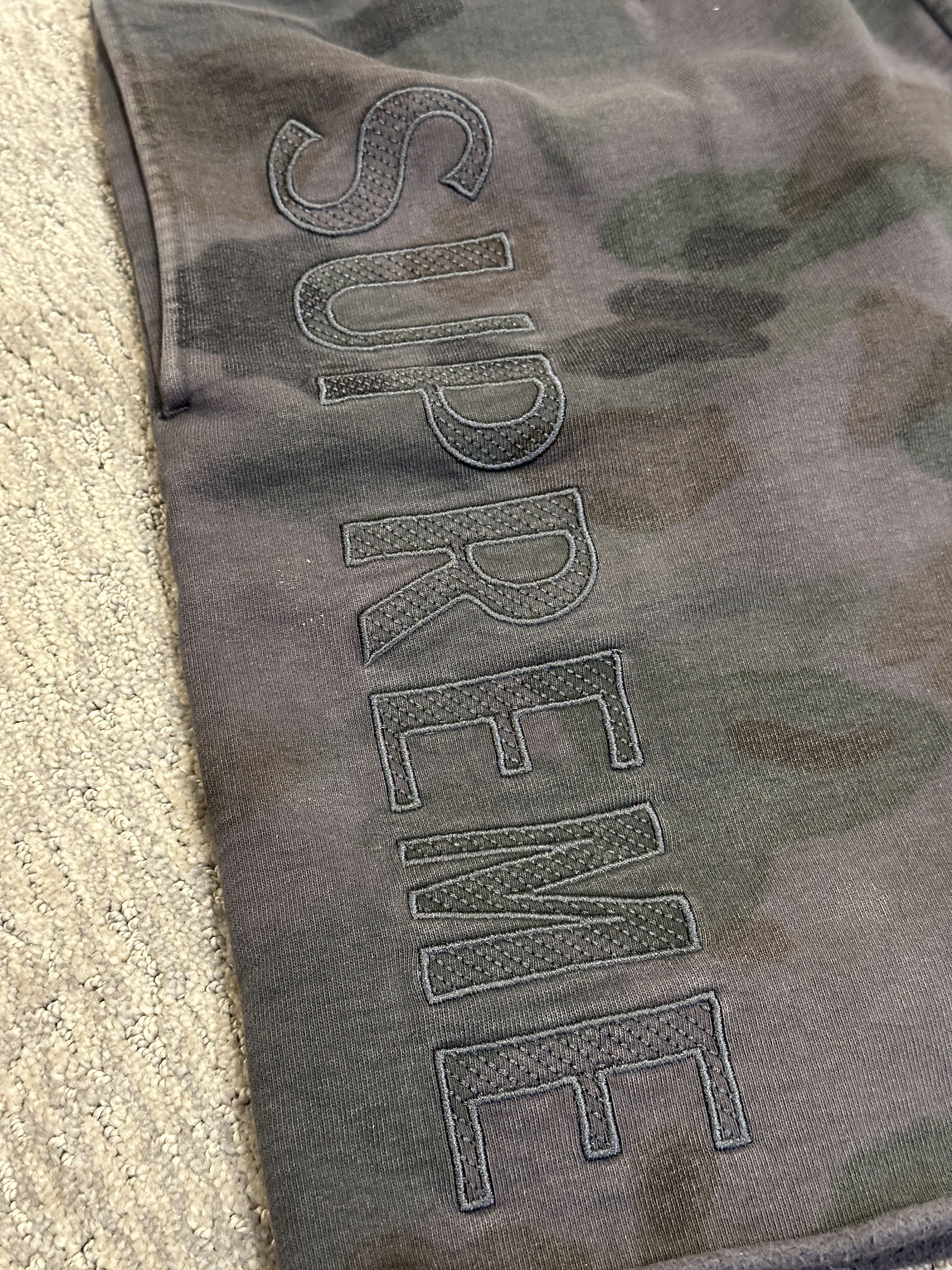 Supreme SS20 Supreme Sweatshorts - Black Painted Camo - Sz Small Size US 32 / EU 48 - 3 Thumbnail