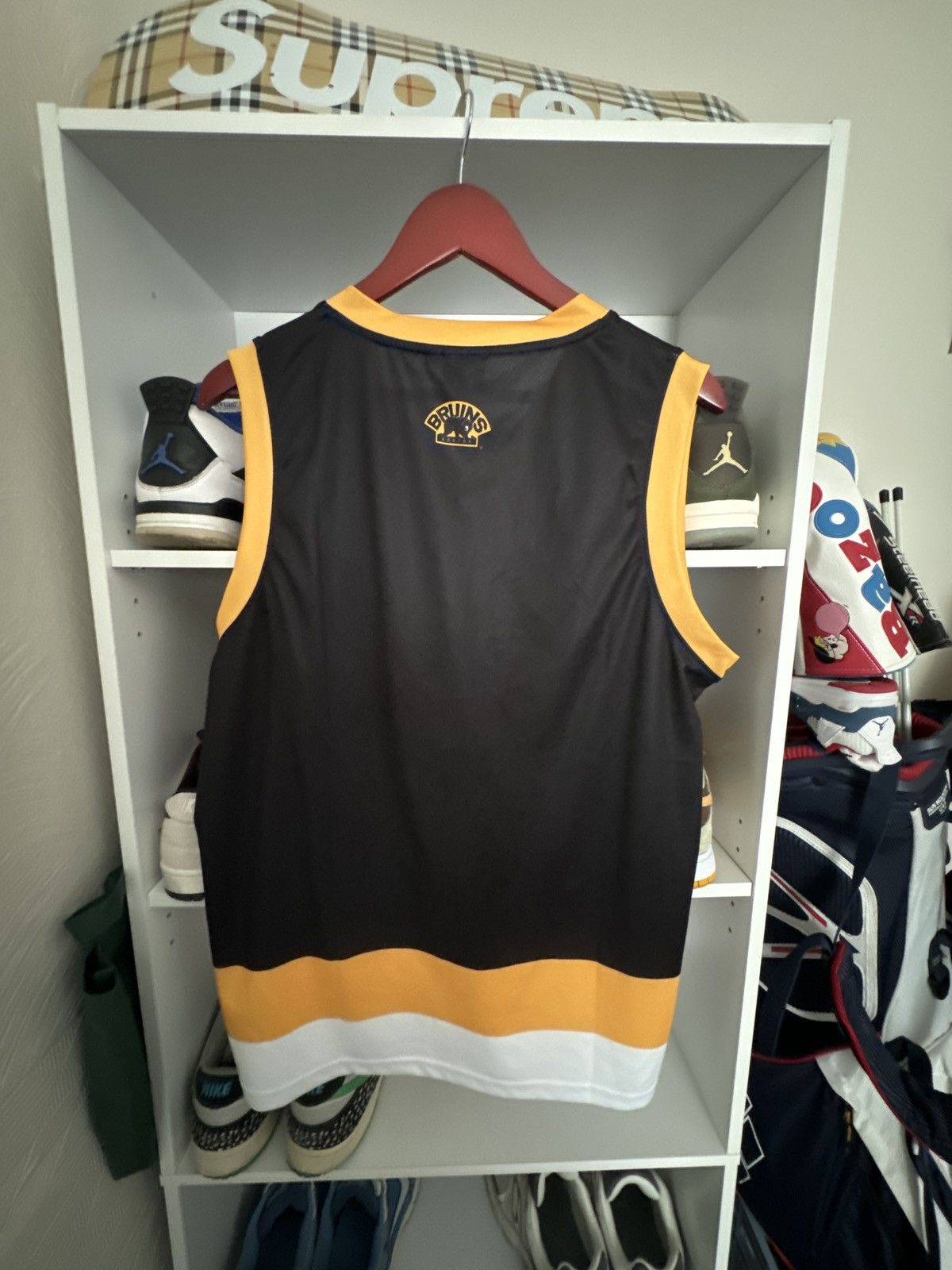NHL Boston Bruins Basketball Jersey Size US M / EU 48-50 / 2 - 4 Thumbnail