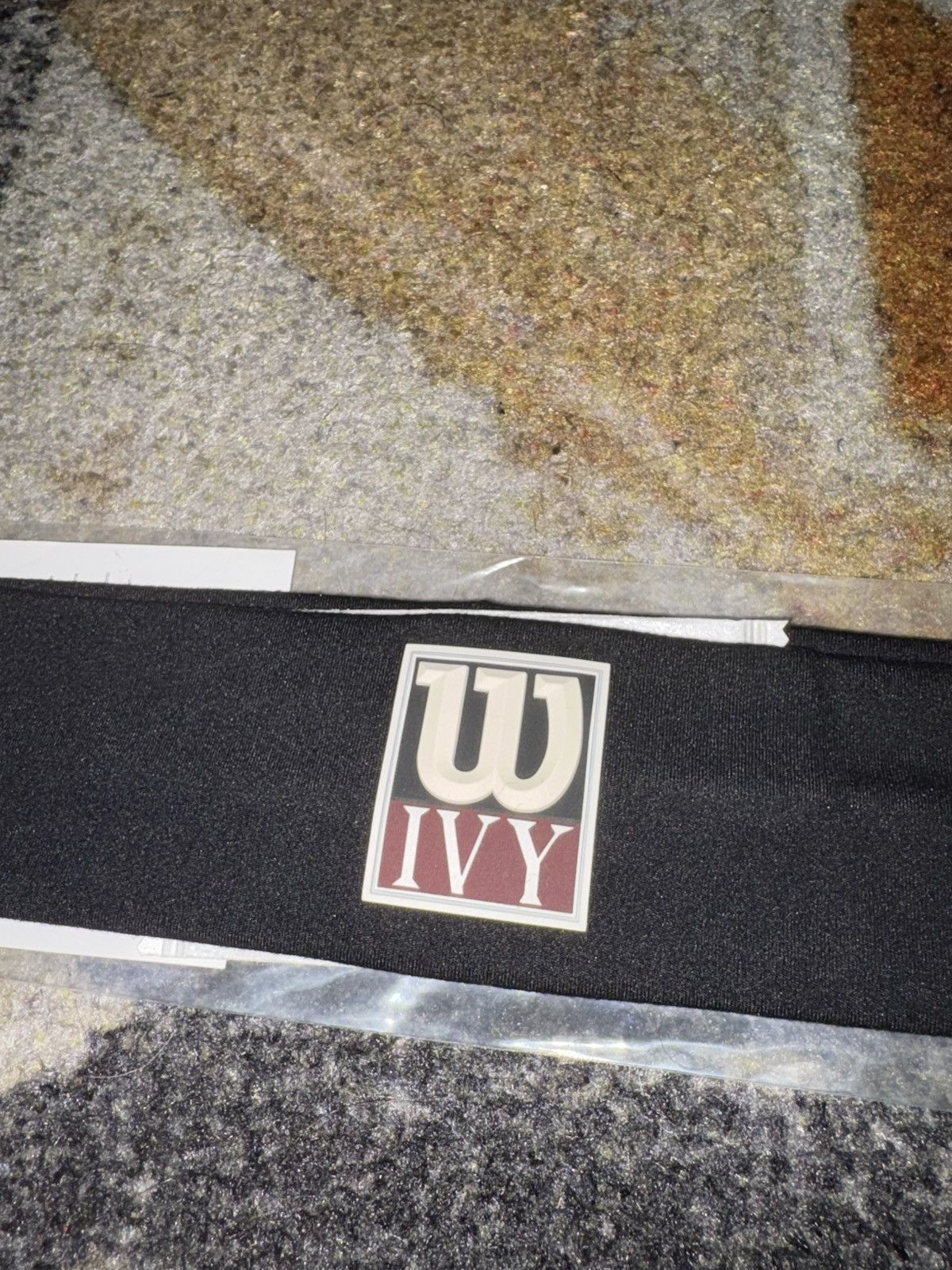 Kith × Wilson Kith Ivy Wilson Logo Wide Headband Size ONE SIZE - 2 Thumbnail