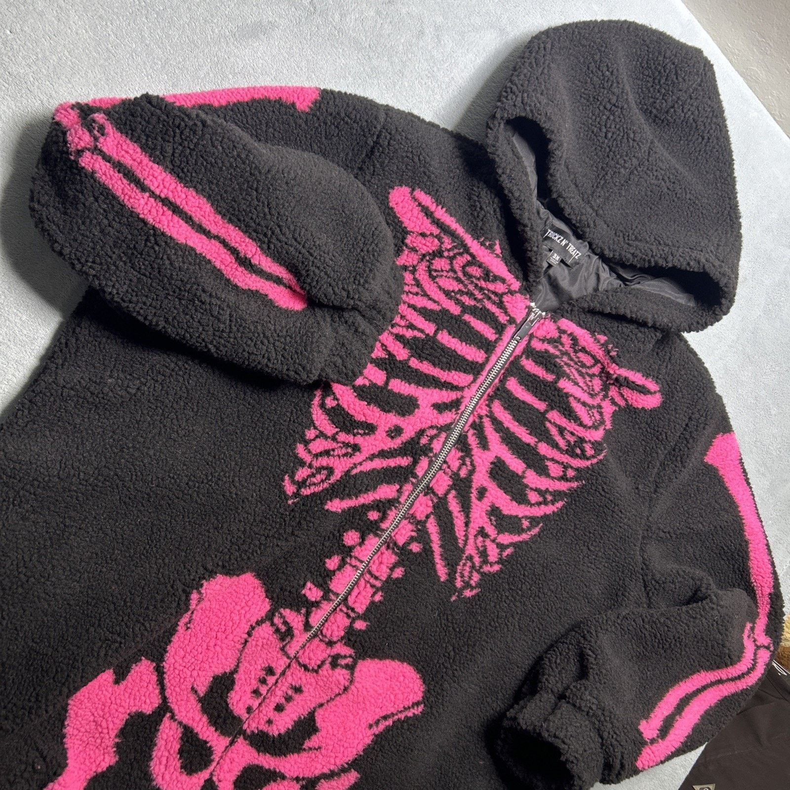 Dolls Kill Skeleton Bare Bone Sherpa Ribcage Hoodie 3X Jacket Deep Pile Size US XXL / EU 58 / 5 - 5 Thumbnail