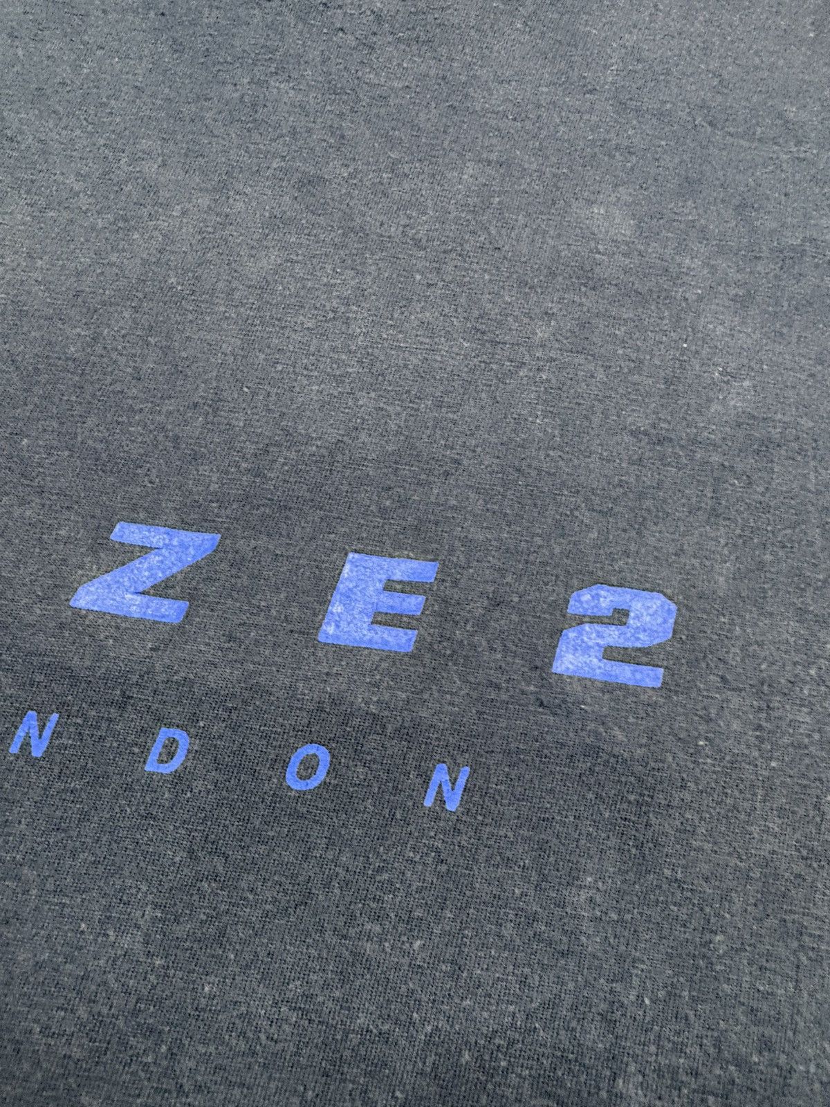 Band Tees Vintage FAZE2 London Graphic T-Shirt Navy Blue Band DJ Rock Size US L / EU 52-54 / 3 - 9 Thumbnail