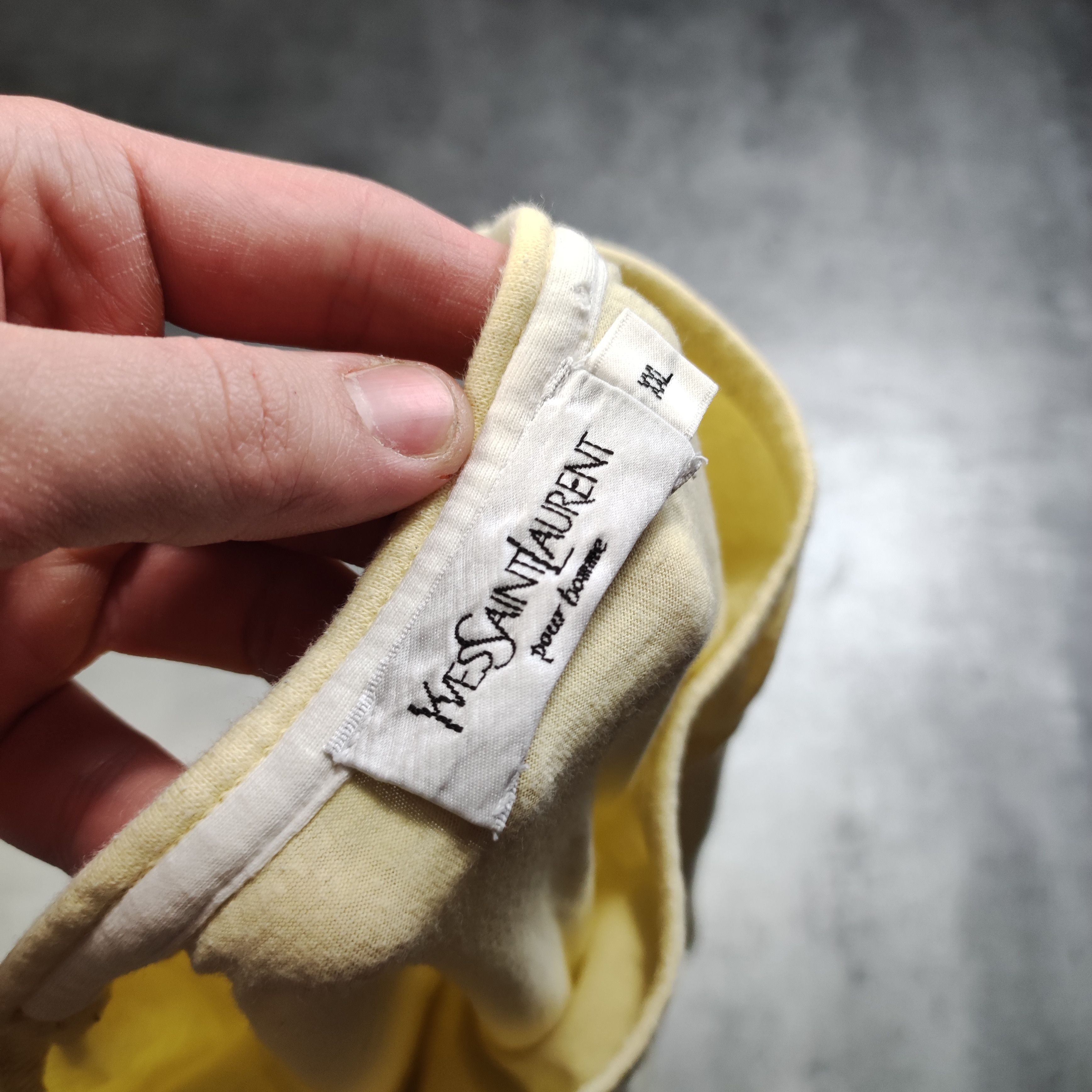 Yves Saint Laurent RARE YSL Yves Saint Laurent Classic Small Logo Yellow Tee Size US XXL / EU 58 / 5 - 6 Thumbnail
