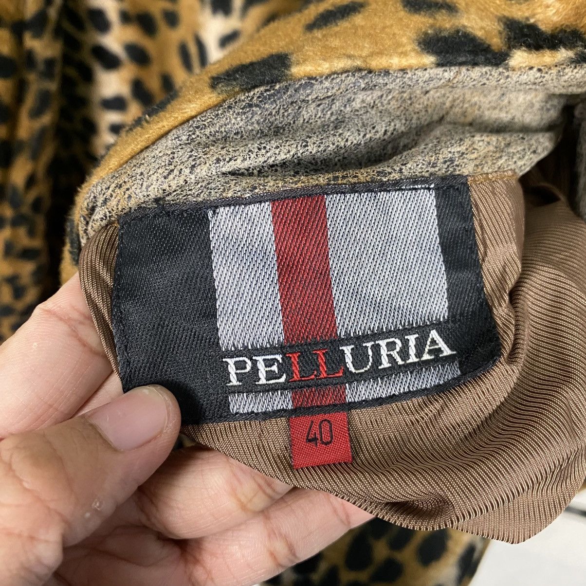 Designer Vintage Pilerria leopard revesable coat jacket Size US M / EU 48-50 / 2 - 20 Thumbnail