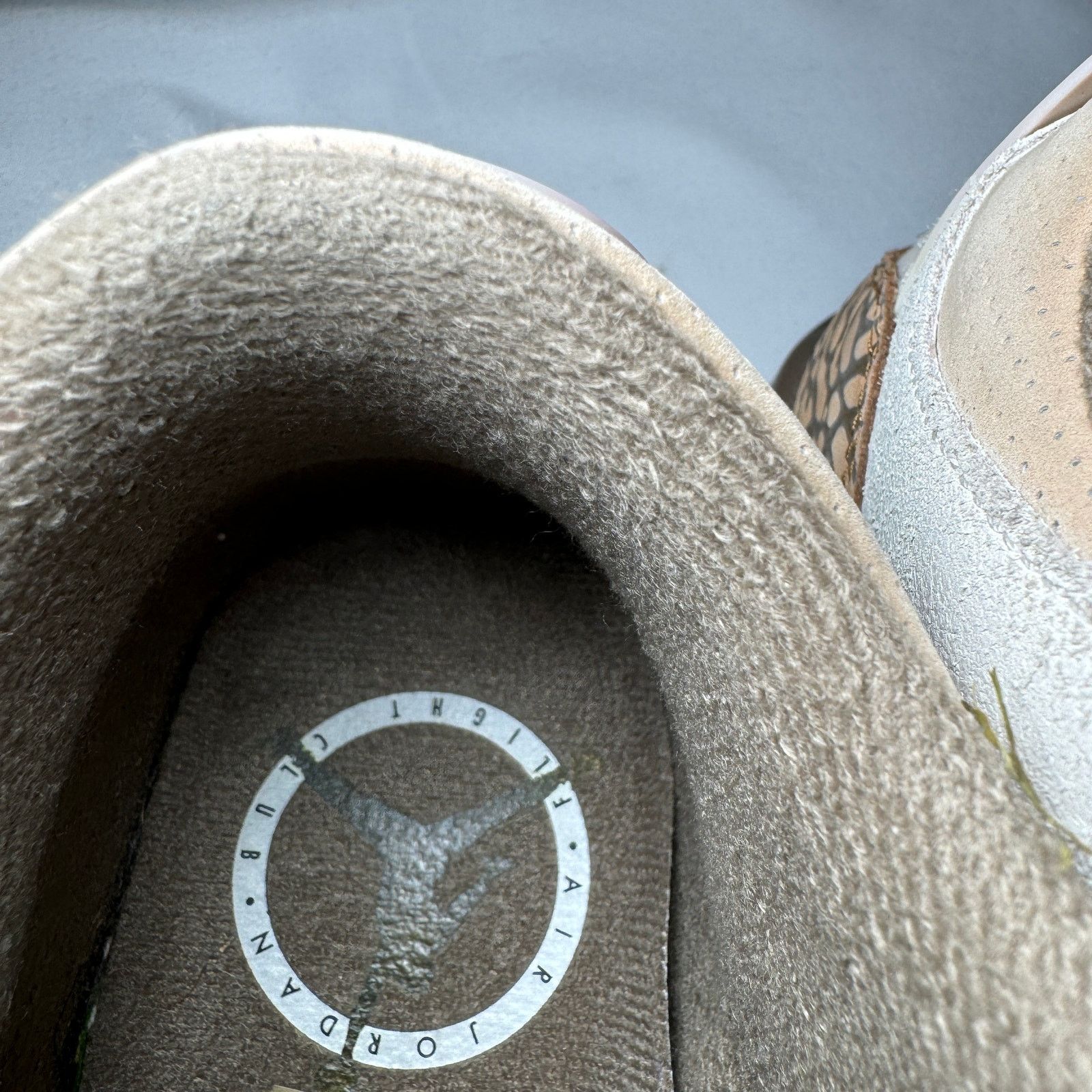 Jordan Brand × Nike Size 8.5 - Nike Air Jordan 3 Retro Palomino Men's Shoes Size US 8.5 / EU 41-42 - 12 Thumbnail
