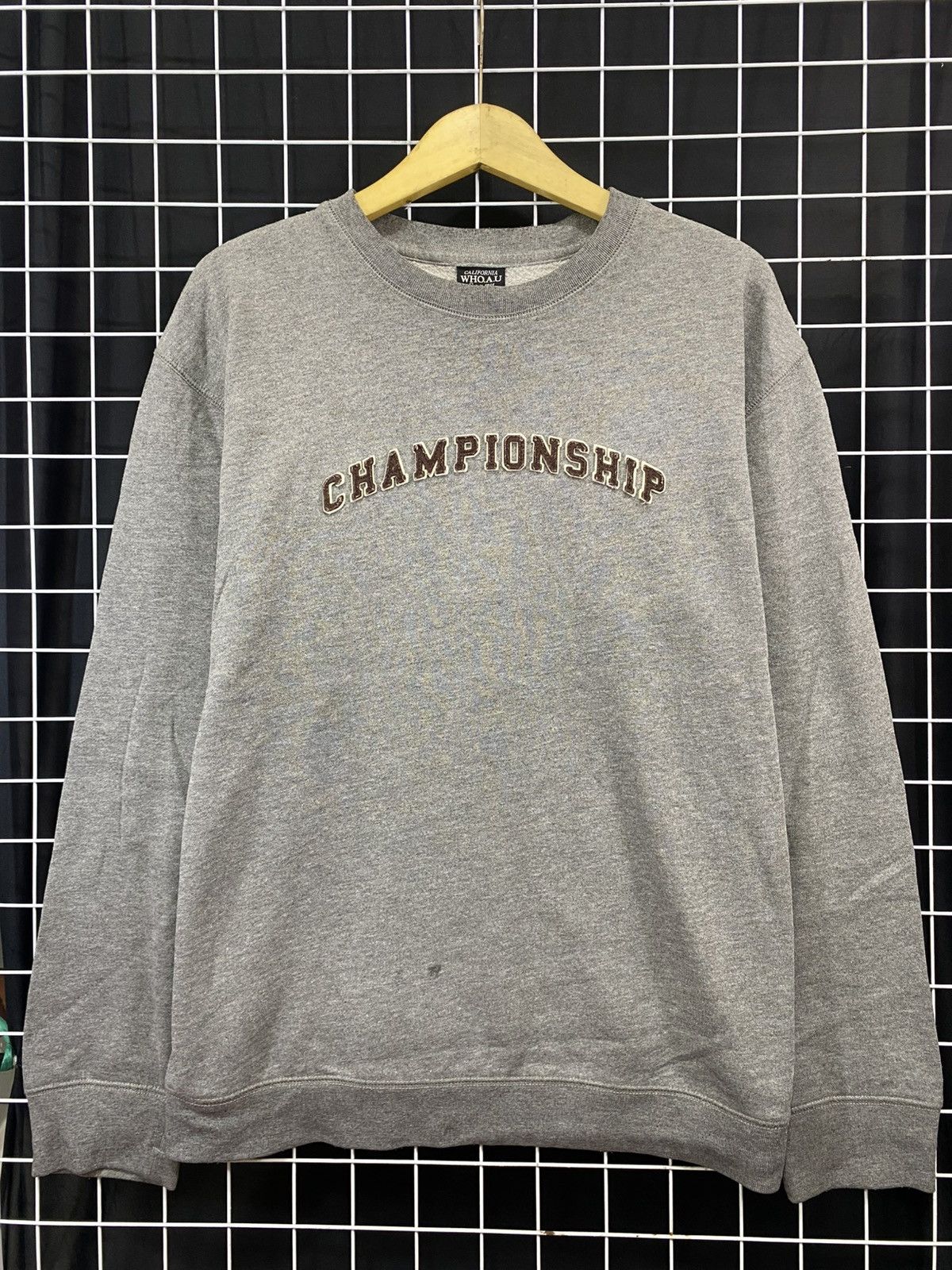 Who A.U. WHO.A.U CHAMPIONSHIP CREWNECK Size US L / EU 52-54 / 3 - 1 Thumbnail