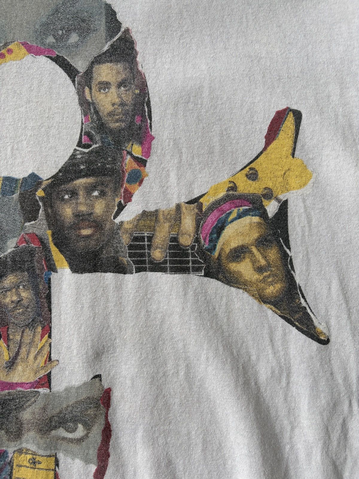 Band Tees 1993 PRINCE and The New Power Generation T-shirt Size US L / EU 52-54 / 3 - 6 Thumbnail