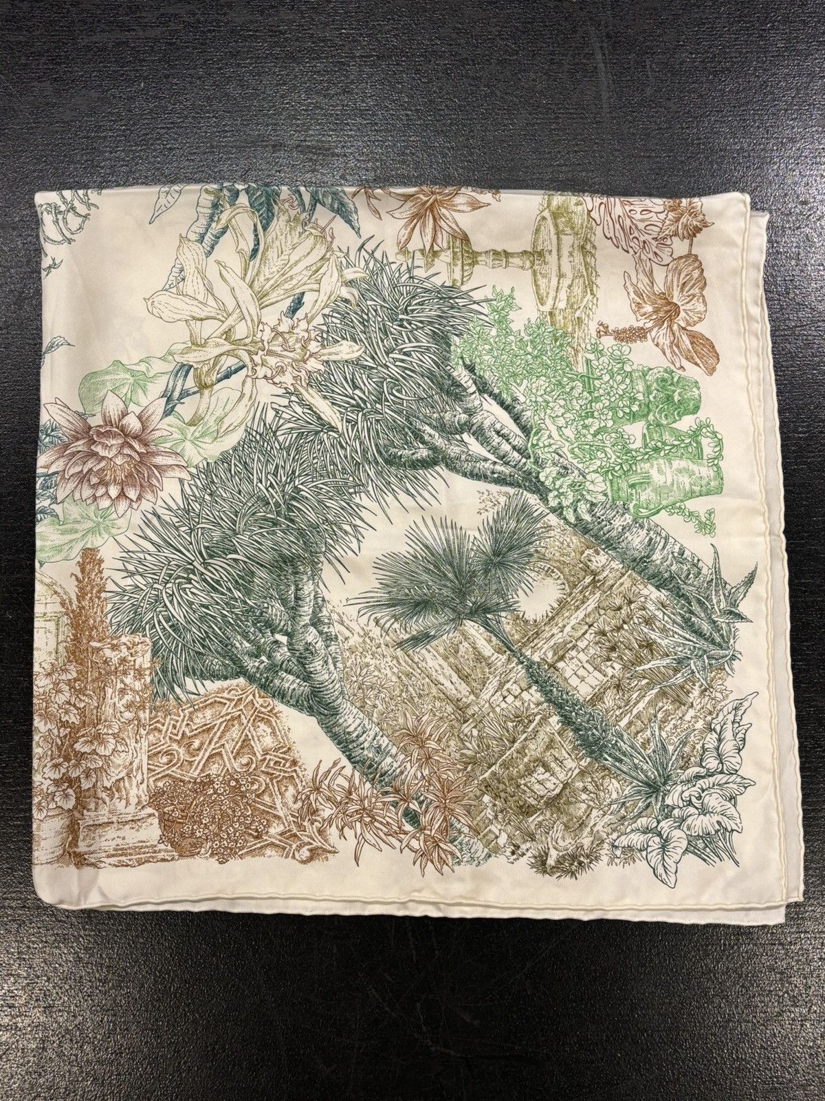 Hermes Hermes Le Jardin de Leila Scarf Size ONE SIZE - 2 Thumbnail
