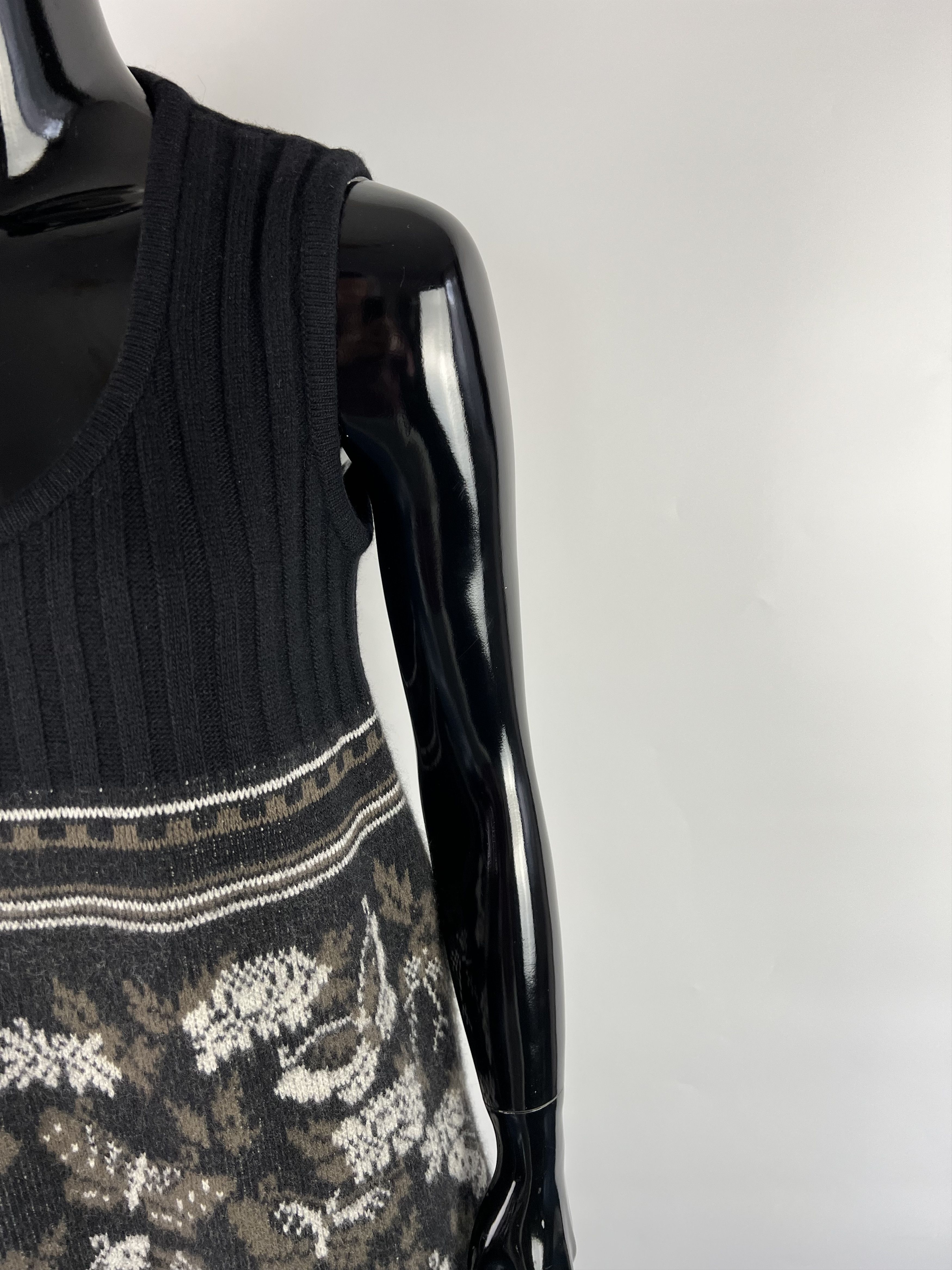 Max Mara × Vintage × Weekend Max Mara Max Mara Vtg Wool Cashmere Angora Sleeveless Knit Dress S Size S / US 4 / IT 40 - 5 Thumbnail