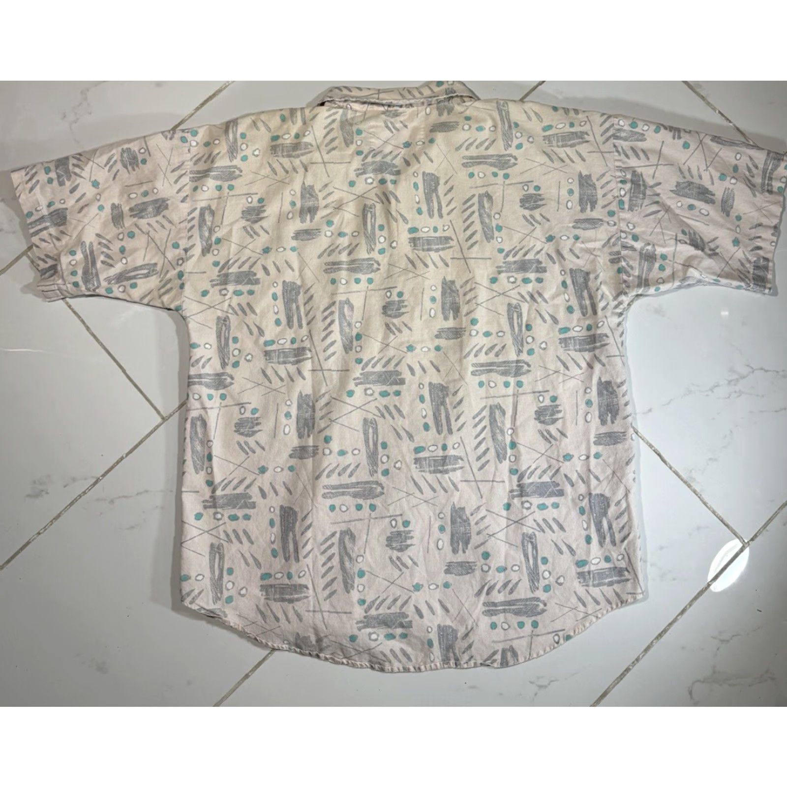 Vintage VINTAGE Geometric White Grey Teal Button-Up Shirt M Frank Regular Unisex Adults Short Sleeve White M 1980s Button-Up Shirt Size US M / EU 48-50 / 2 - 7 Thumbnail