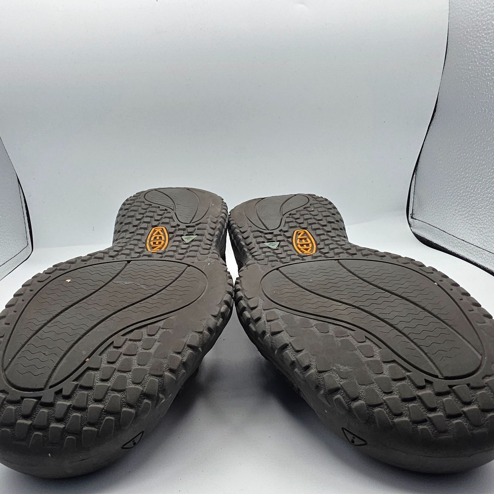 KEEN Keen SOLR Mens Size 8.5 Black Sandals Sport Water Slip On Cl Size US 8.5 / EU 41-42 - 11 Thumbnail