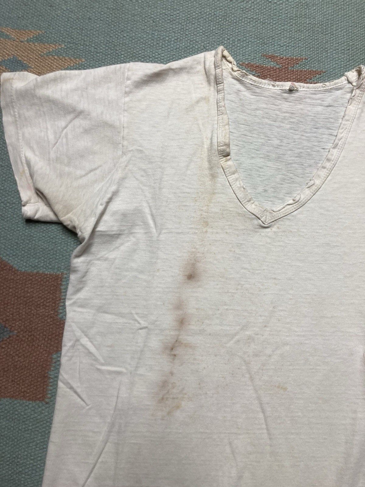 Fruit Of The Loom × Vintage 70s blank white t shirt v neck fruit of loom grunge medium Size US M / EU 48-50 / 2 - 3 Thumbnail