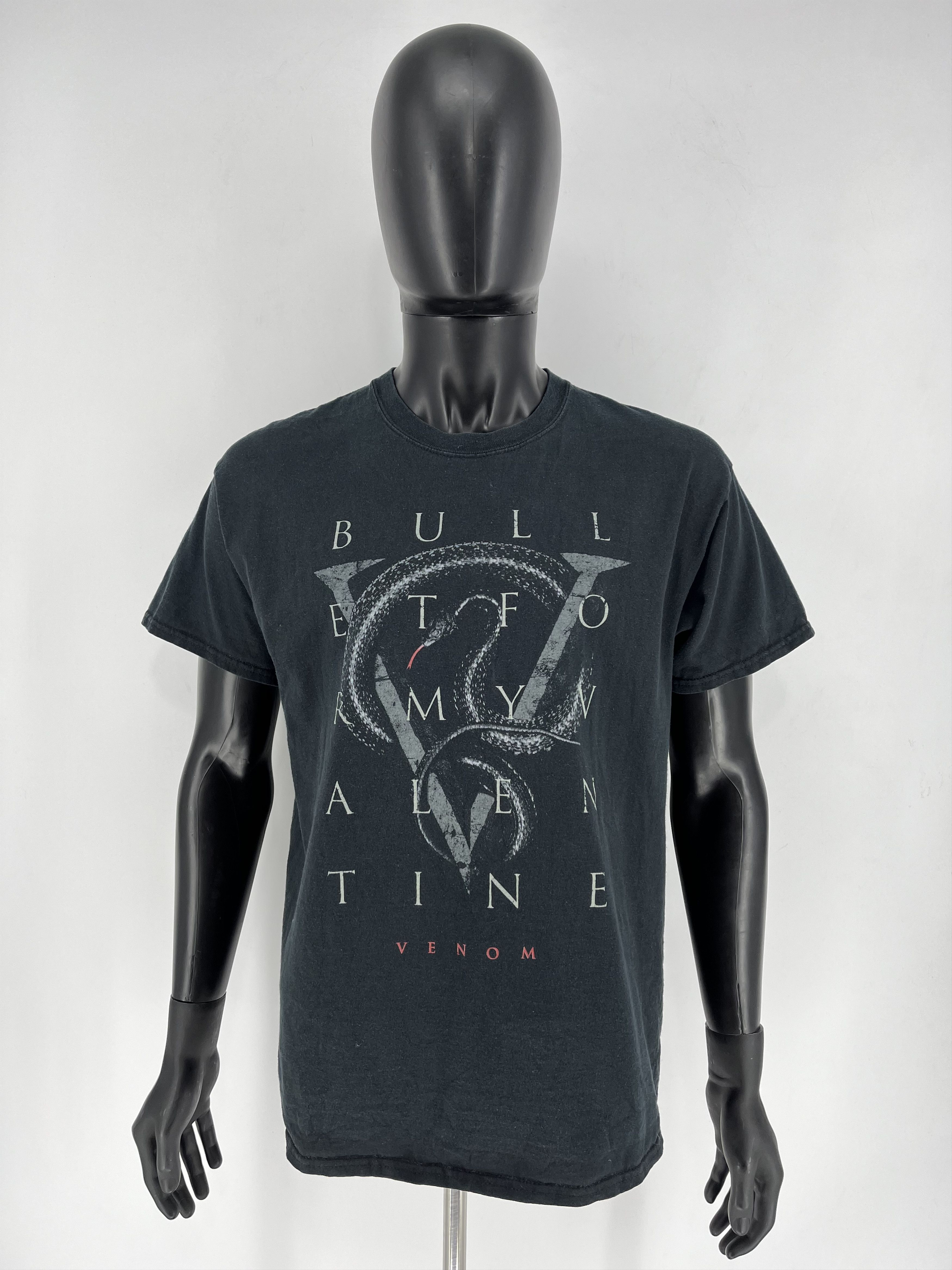 Band Tees × Vintage Vintage Y2K Bullet For My Valentine Tour Tee Band Rock Shirt Size US L / EU 52-54 / 3 - 2 Thumbnail