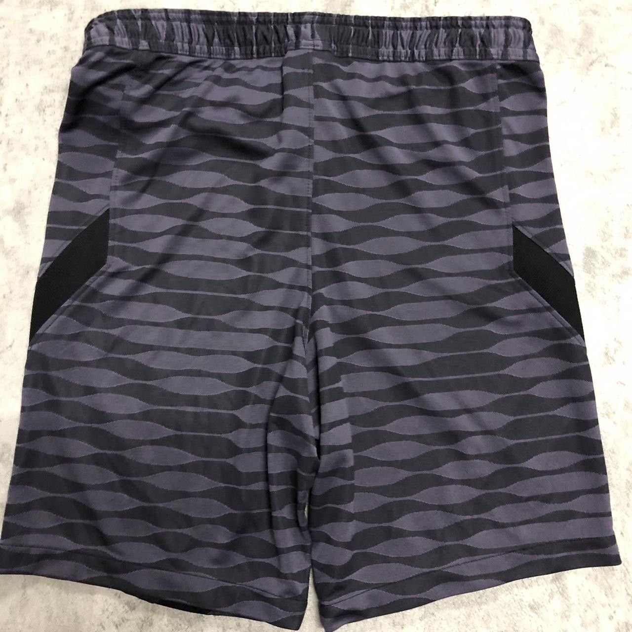 Nike Nike Purple Football Vapor basketball run Gym shorts Size US 30 / EU 46 - 2 Thumbnail