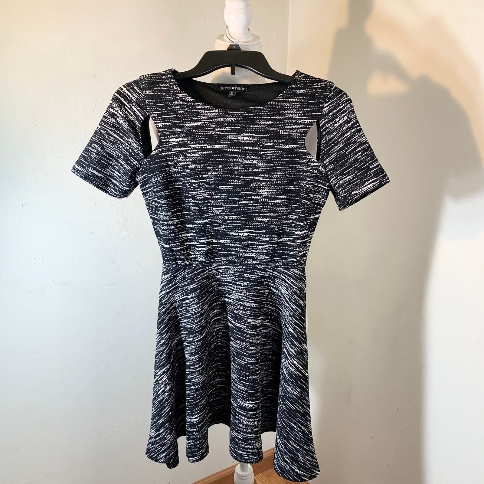 Other Derek Heart Cute black dress size M Size M / US 6-8 / IT 42-44 - 1 Thumbnail