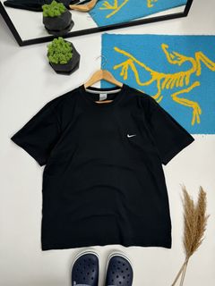 Nike Vintage Mini Swoosh T-shirt - Banana Stand