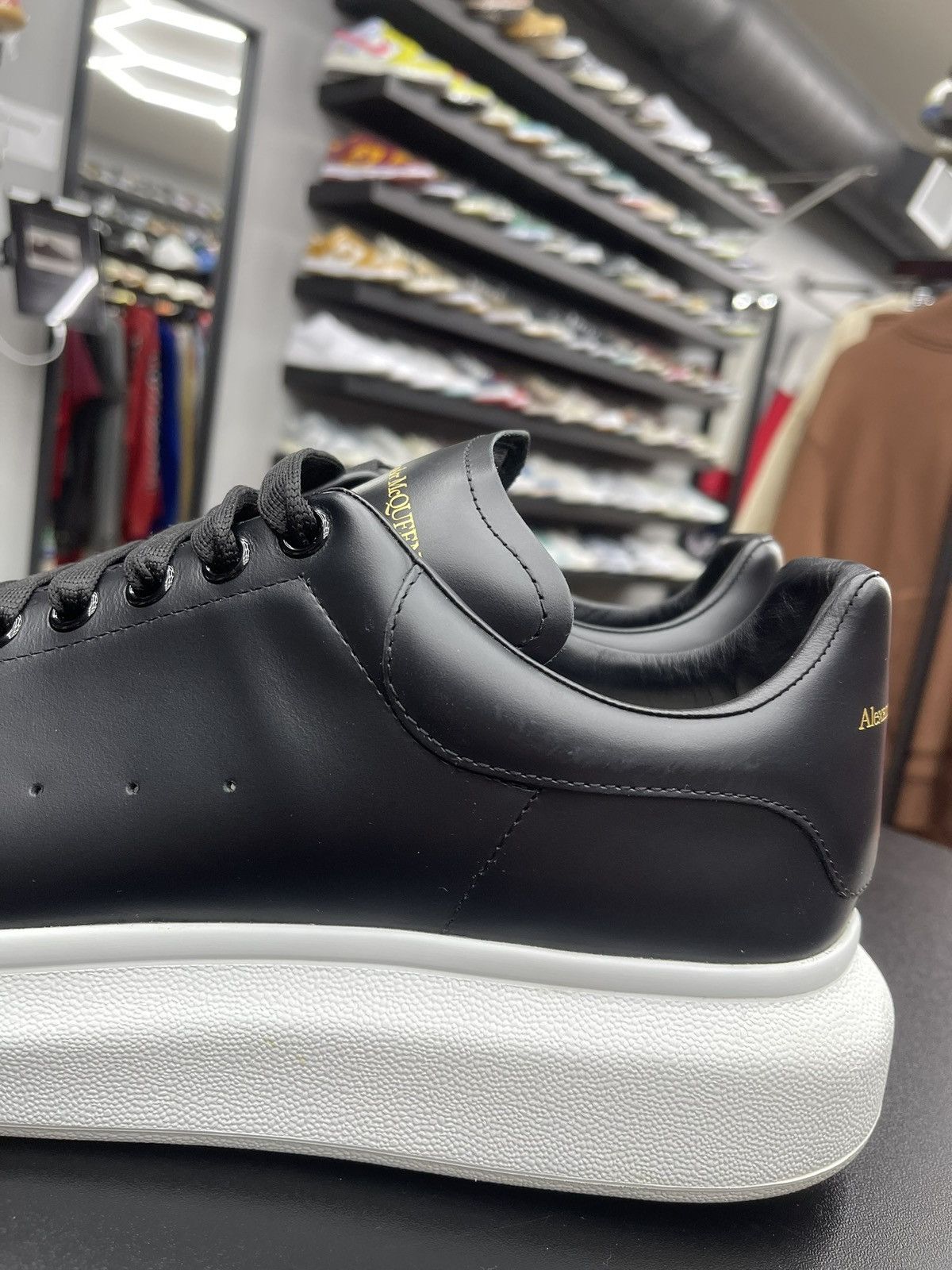 Alexander McQueen Size 13US/46EU - Alexander McQueen Oversized Black Size US 13 / EU 46 - 5 Thumbnail