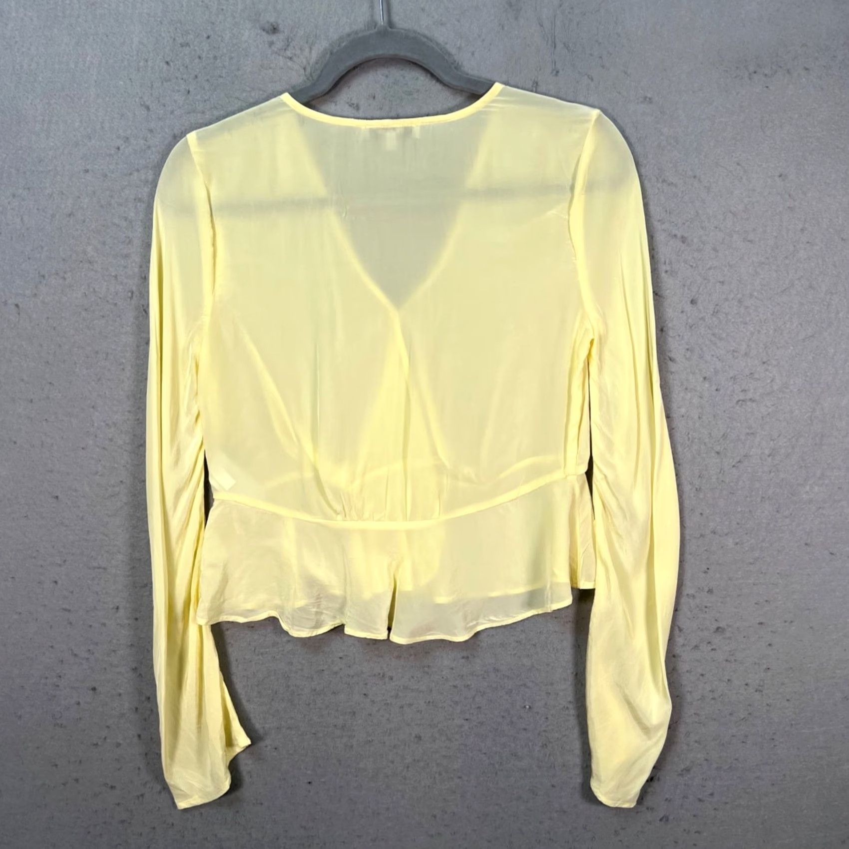 Madewell Madewell Blouse Shirt V-Neck Long Sleeve Yellow 00 Womens Size XXS / US 00 / IT 34 - 2 Thumbnail
