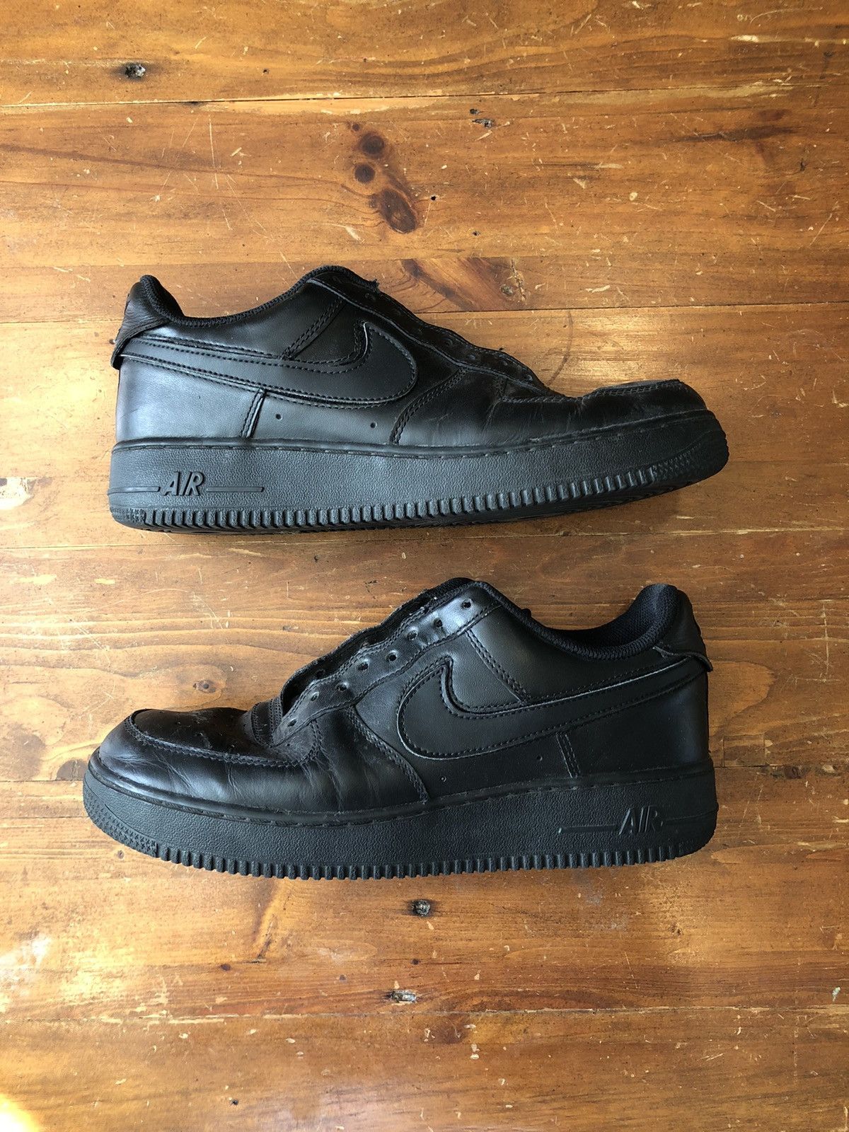 Af1 black swoosh pack deals