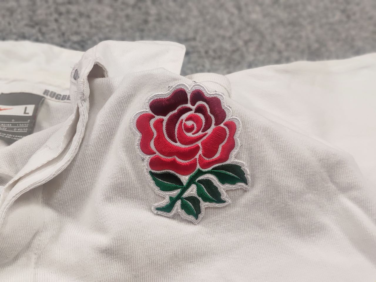 Nike Vintage Nike O2 Longsleeve Shirt England Rugby Team Jersey Size US M / EU 48-50 / 2 - 17 Thumbnail