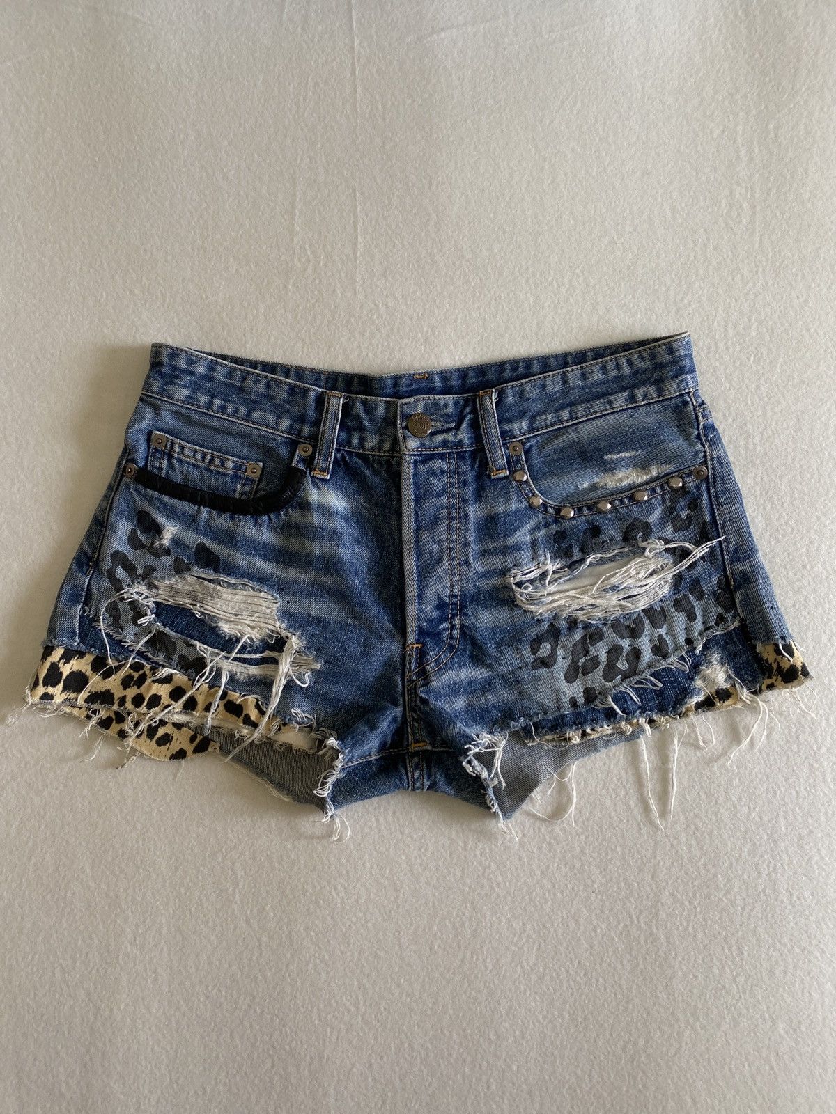 If Six Was Nine y2k vintage gyaru rna sweat leopard print mini shorts Size 26" / US 2 / IT 38 - 1 Thumbnail
