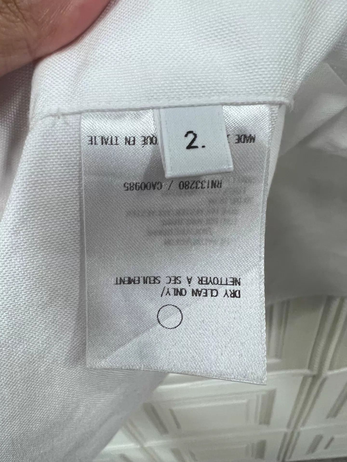 Thom Browne Thom Browne White Double Logo Cuff Shirt Size 2 99 New Size US M / EU 48-50 / 2 - 5 Thumbnail