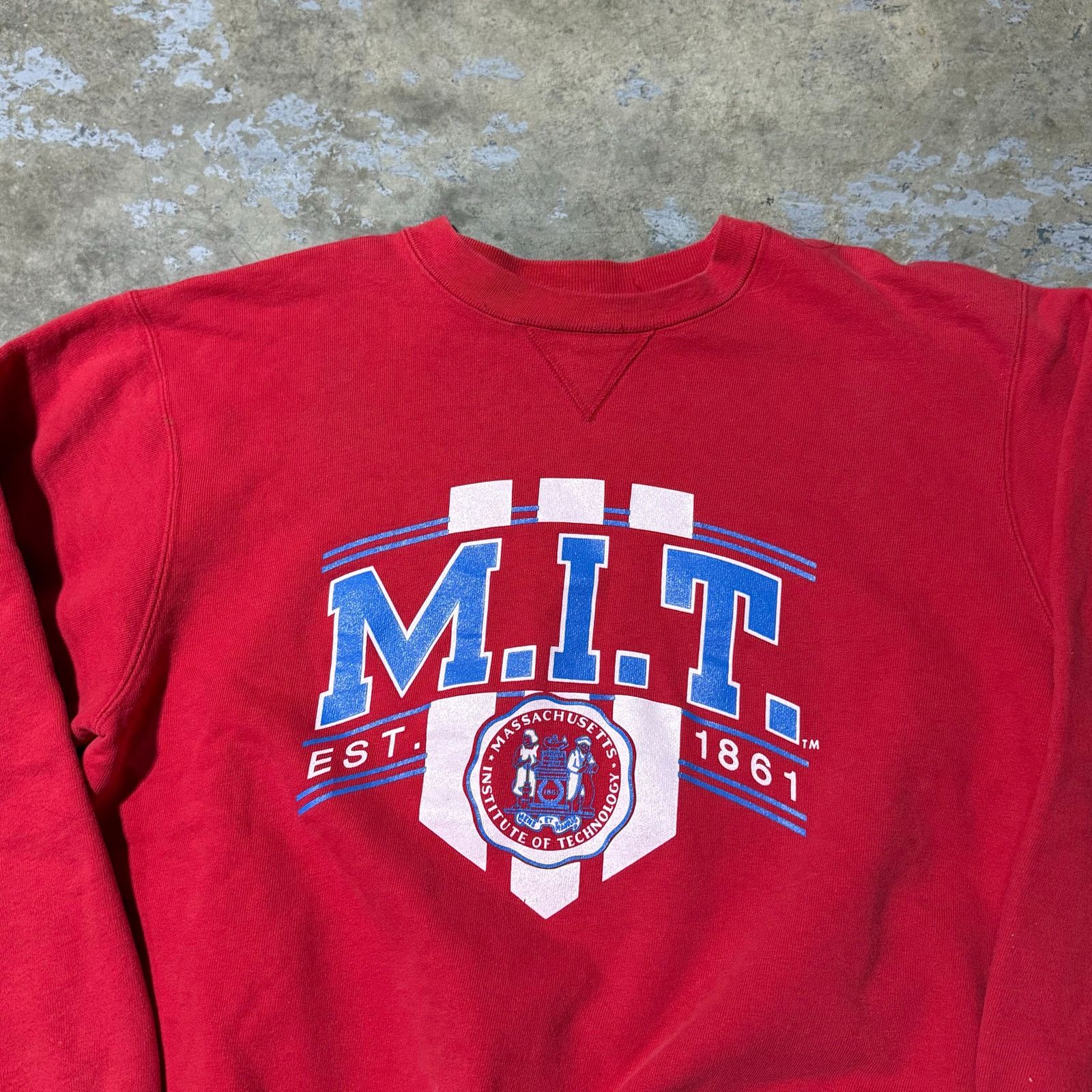 Champion 90’s M.I.T. Massachusetts Of Technology Champion Crewneck Size US L / EU 52-54 / 3 - 1 Thumbnail