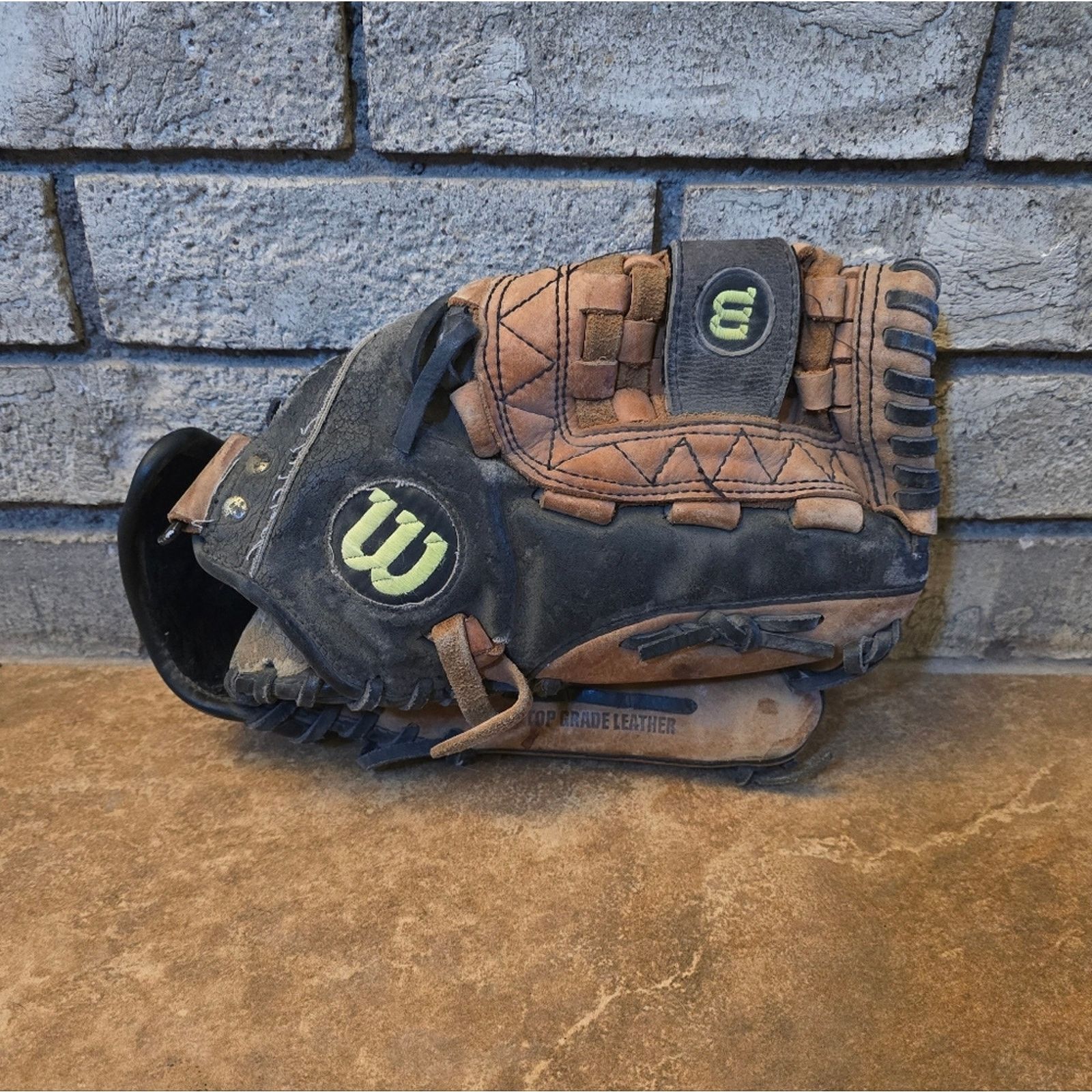Other Black Brown | WILSON | Pro Select A2476 Glove Size ONE SIZE - 2 Thumbnail