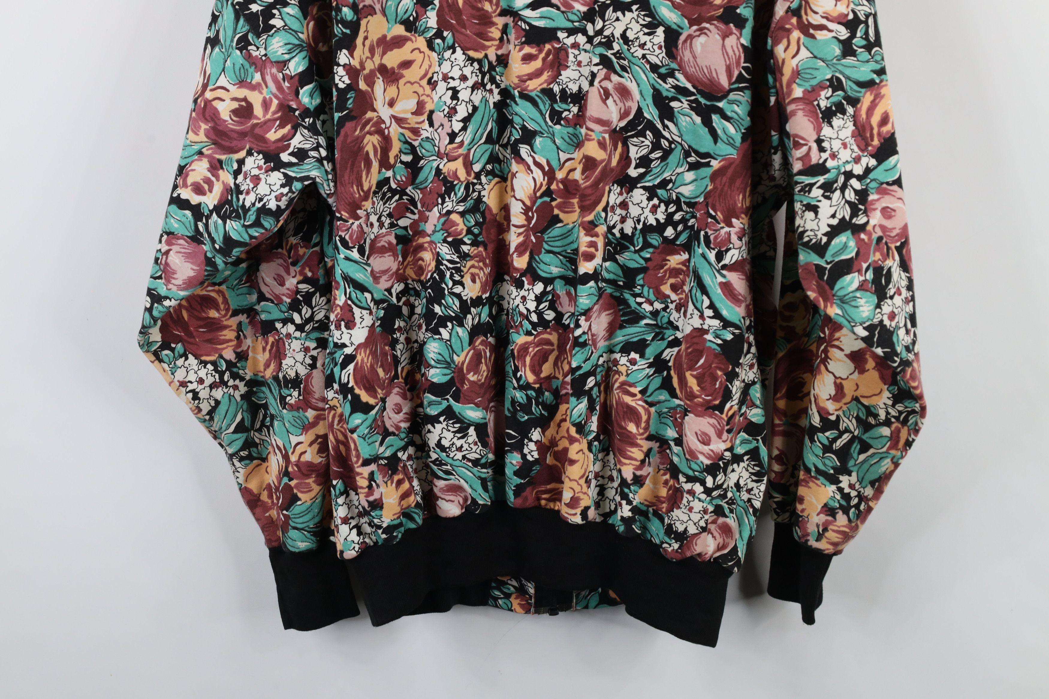 Vintage Vintage 90s Streetwear All Over Print Bomber Jacket USA Size L / US 10 / IT 46 - 10 Thumbnail