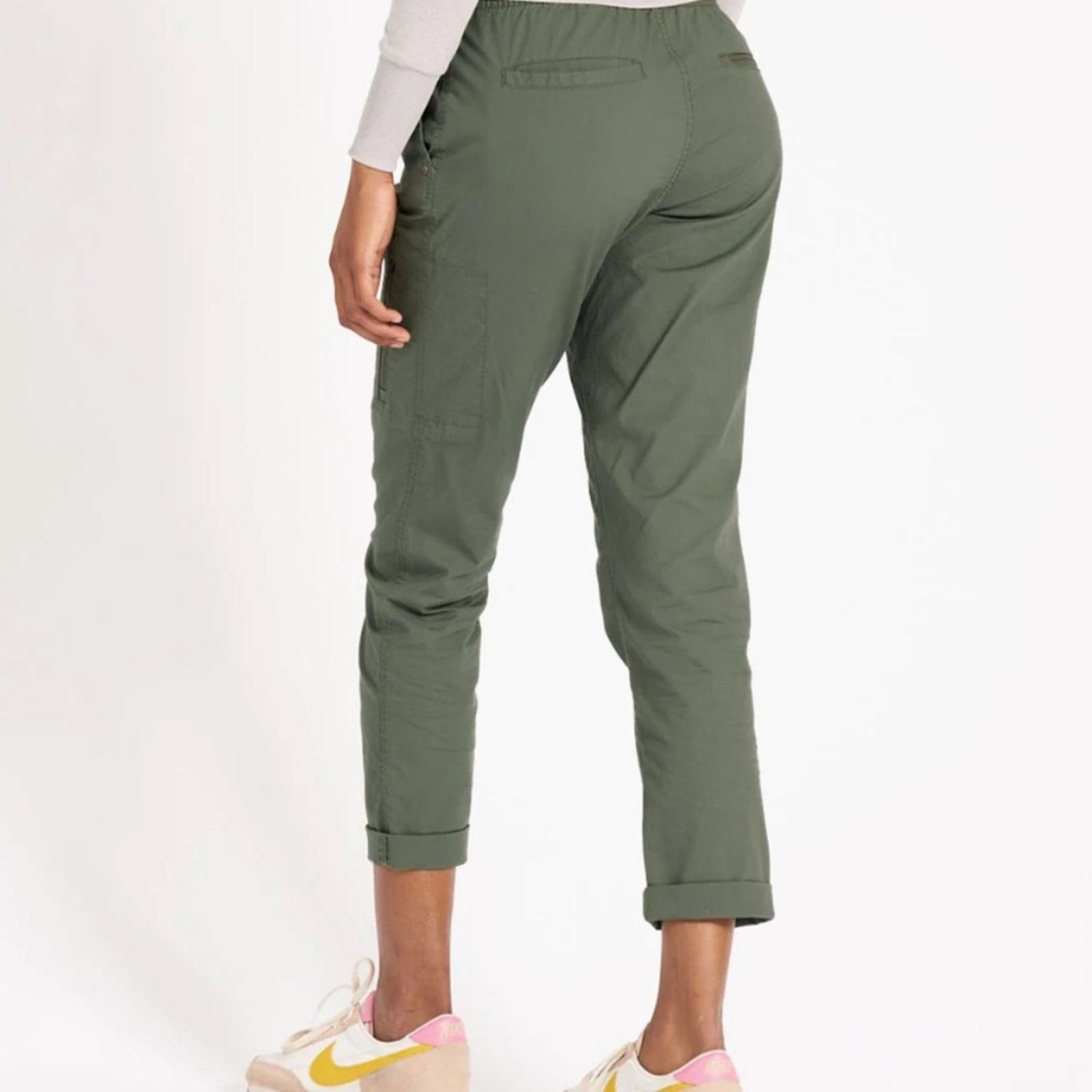 Vuori VUORUI $98 Womens Ripstop Pant Olive Small EUC Size 30" / US 8 / IT 44 - 14 Thumbnail
