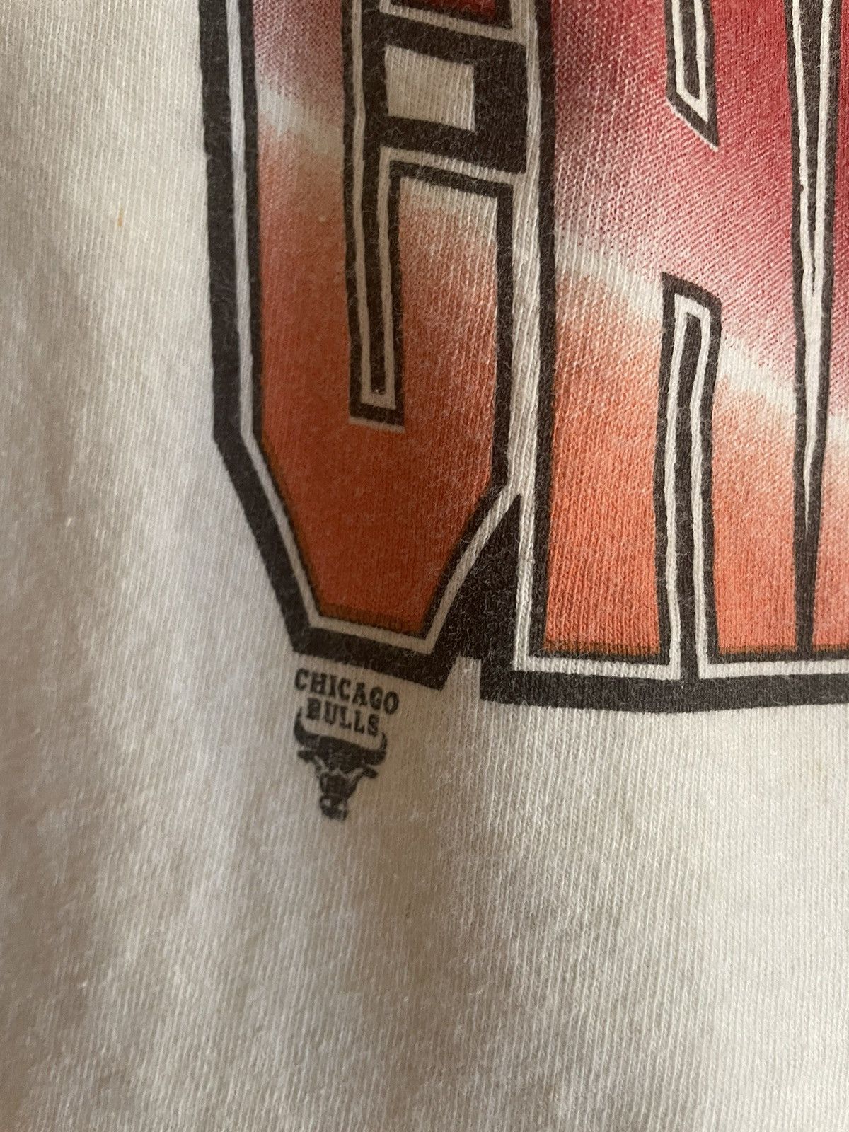 NBA × Vintage Vintage Chicago Bulls Tee 1997 Champs Size US M / EU 48-50 / 2 - 6 Thumbnail