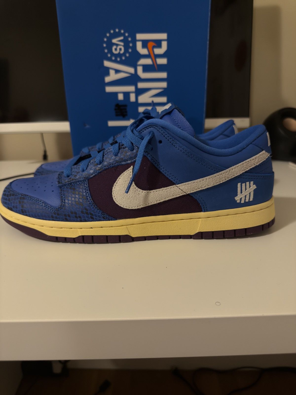 Nike × Undefeated Undefeated x Dunk Low SP ‘5 On It’ Size US 11.5 / EU 44-45 - 5 Thumbnail