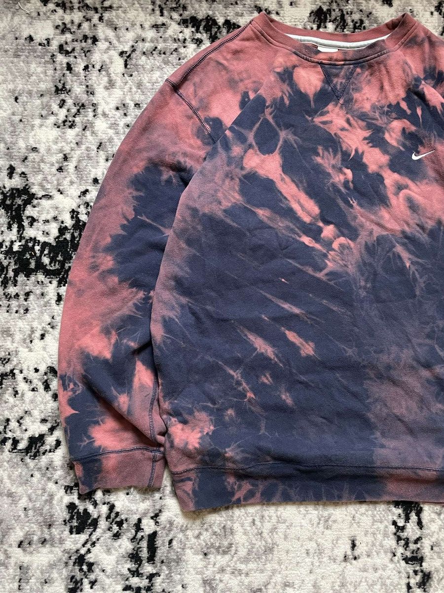 Nike × Vintage Vintage Nike Sweatshirt Tie Dye Oversized Small Logo Size US XL / EU 56 / 4 - 2 Thumbnail