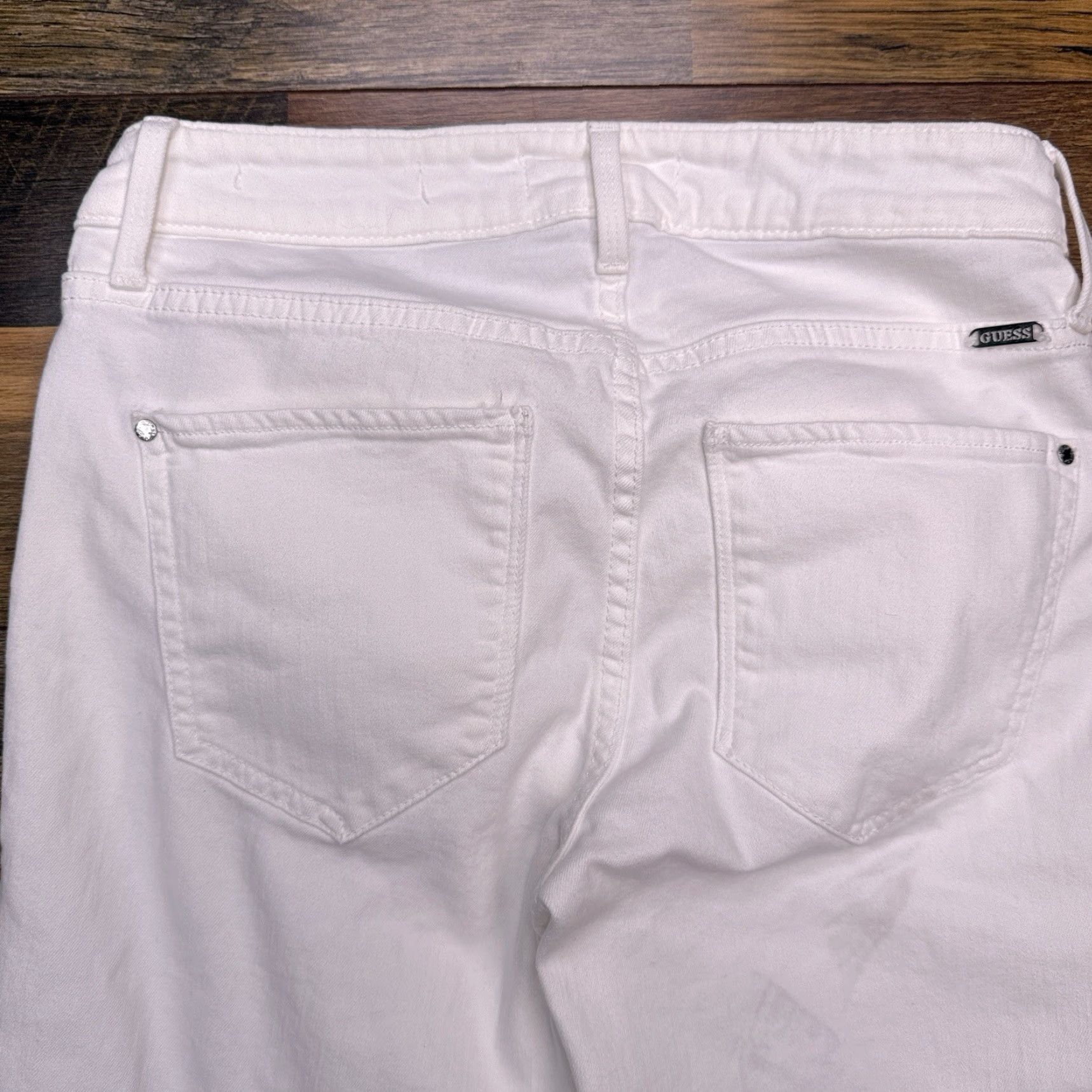 Guess GUESS Power Stretch Skinny Jeans Womens 26 White Low Rise Zippers Ankle - 5-Pocket Denim Slim Stretch Size 26" / US 2 / IT 38 - 6 Thumbnail