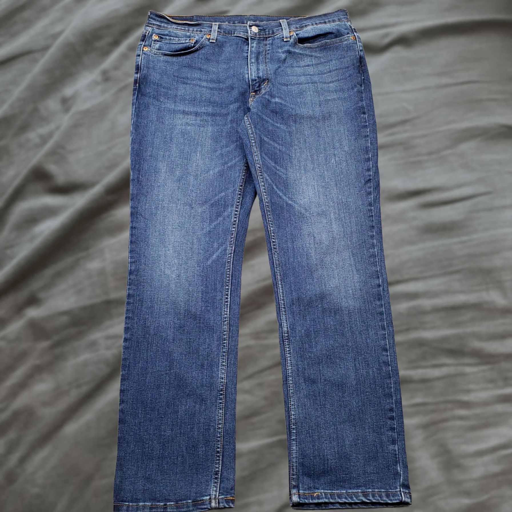 Levi's Levi's 511 Mens Jeans Straight Blue Denim 5-Pocket Medium Wash 36x32 Regular Size 36 Color Blue Mens Jeans 5-Pocket Denim Stretch Modern Fit Size US 36 / EU 52 - 1 Thumbnail
