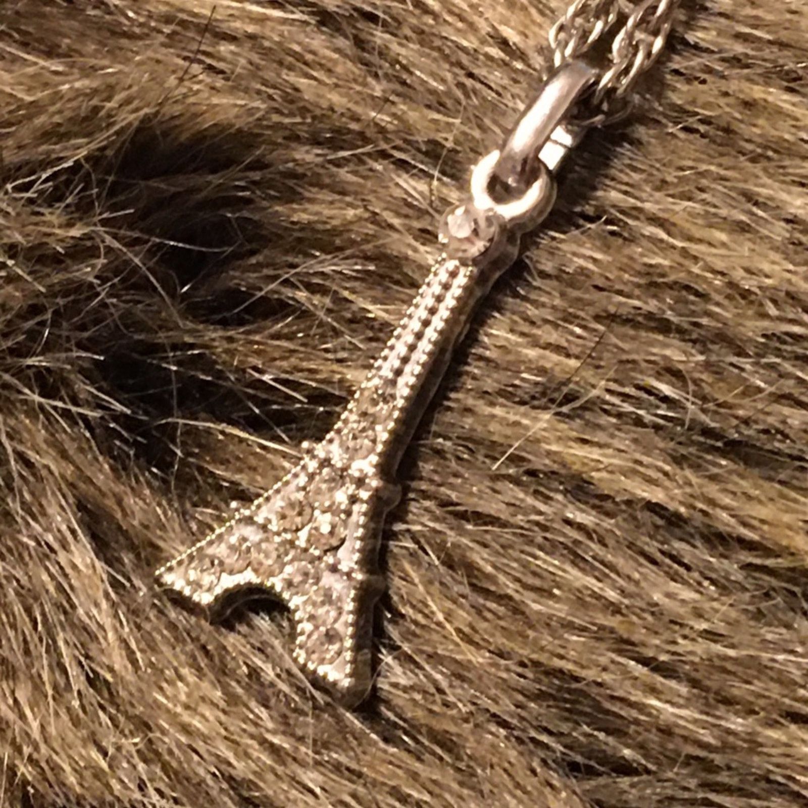 Jewelry Rhinestone Eiffel Tower pendant and chain necklace Size ONE SIZE - 8 Thumbnail