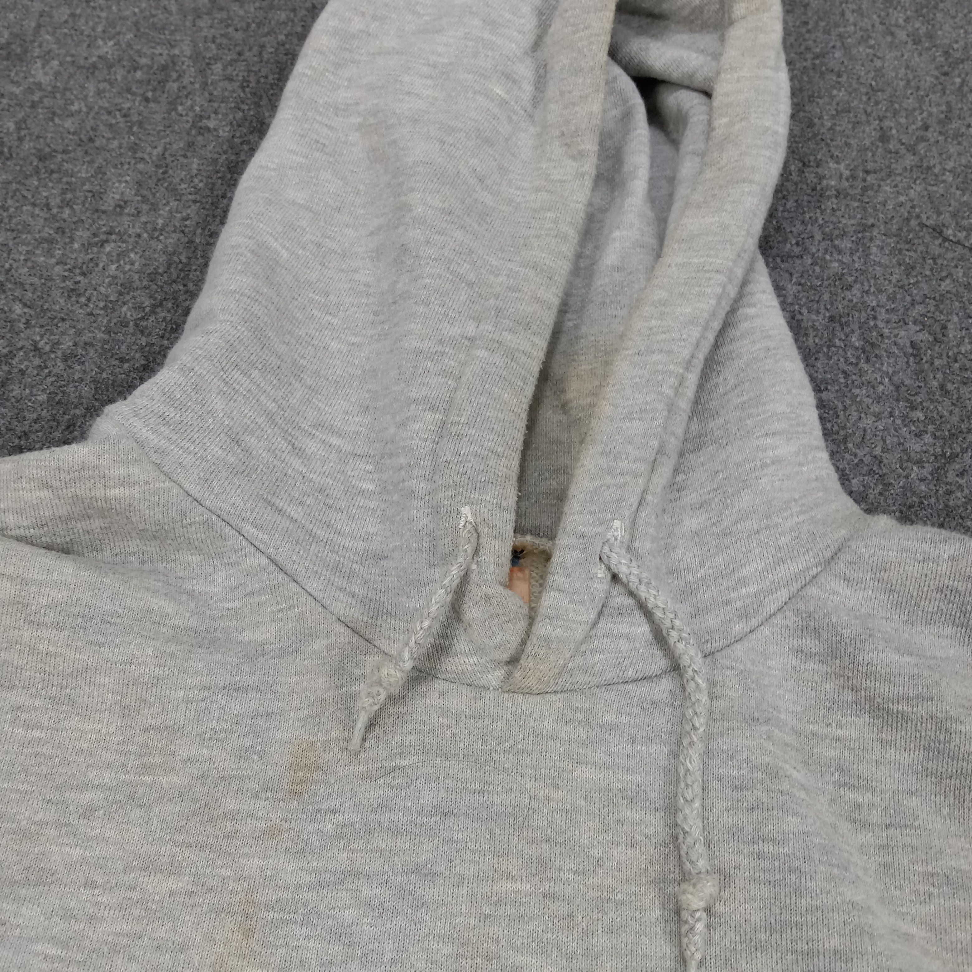 Tommy Hilfiger × Vintage Tommy Hilfiger Designer Brand Big Logo Hoodies Size US L / EU 52-54 / 3 - 3 Thumbnail