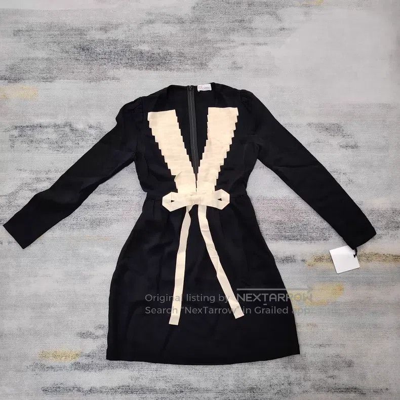 Valentino Valentino V-neck dress with bow streamers Size L / US 10 / IT 46 - 3 Thumbnail
