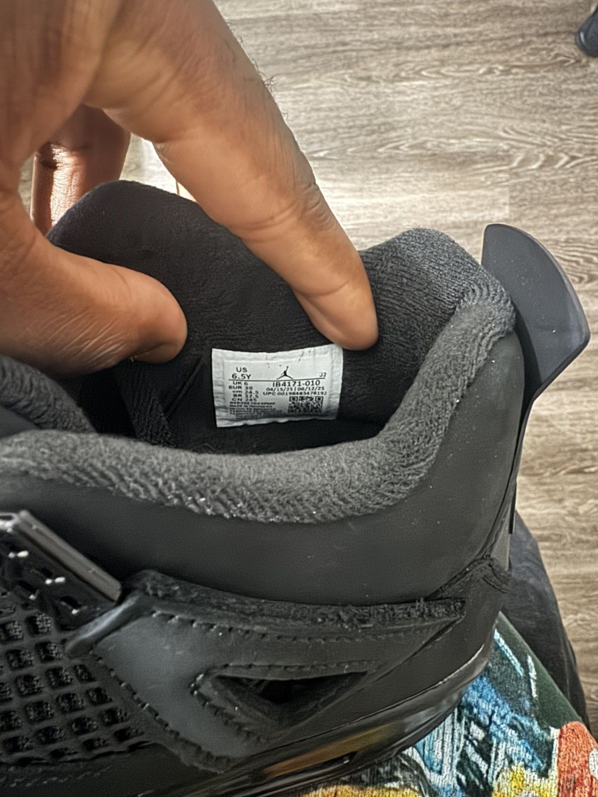 Jordan Brand Air Jordan 4 Retro ‘Black Cat’ (2025) Size US 6.5 / EU 39-40 - 7 Thumbnail