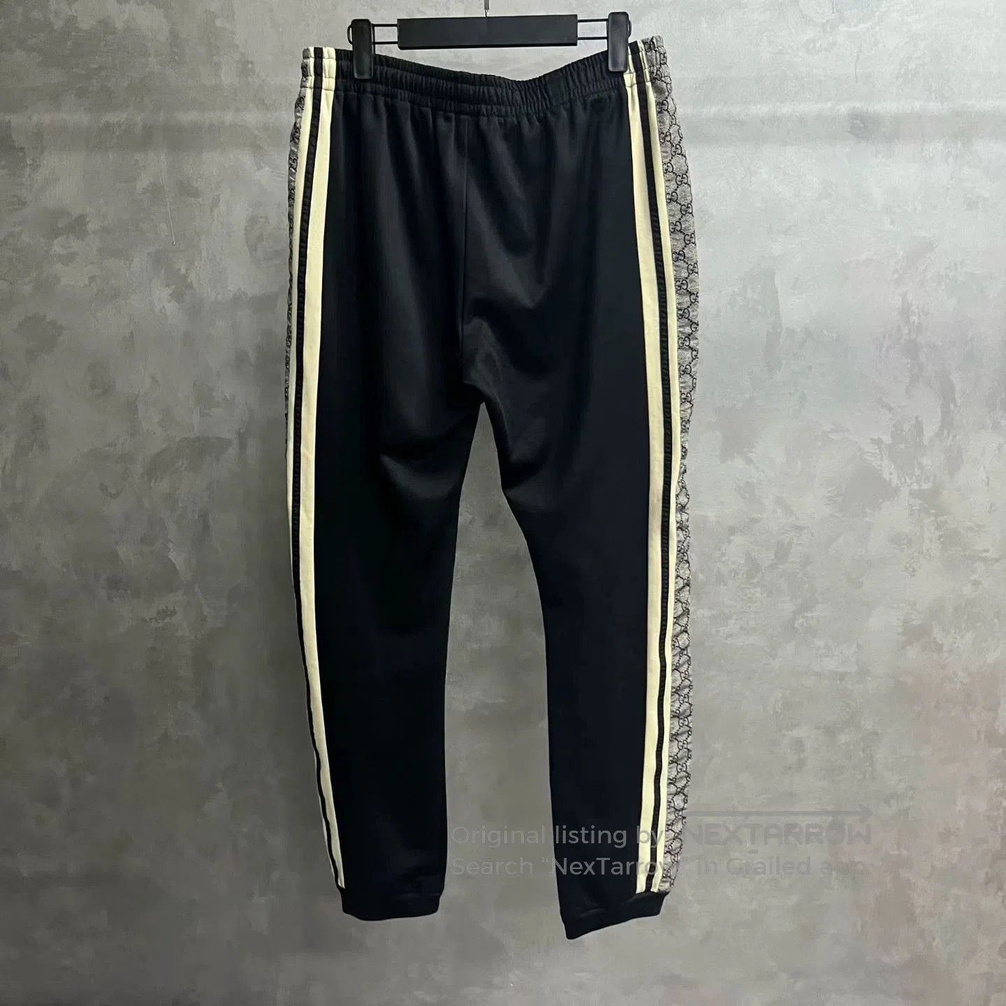 Gucci gucci black classic gg logo jogger pants. Size US 32 / EU 48 - 5 Thumbnail